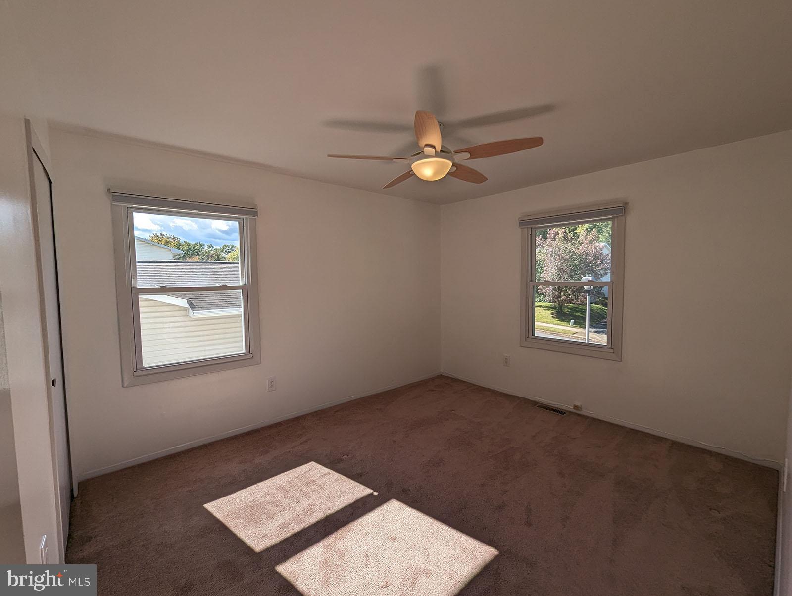 PROVINCES - Residential Lease