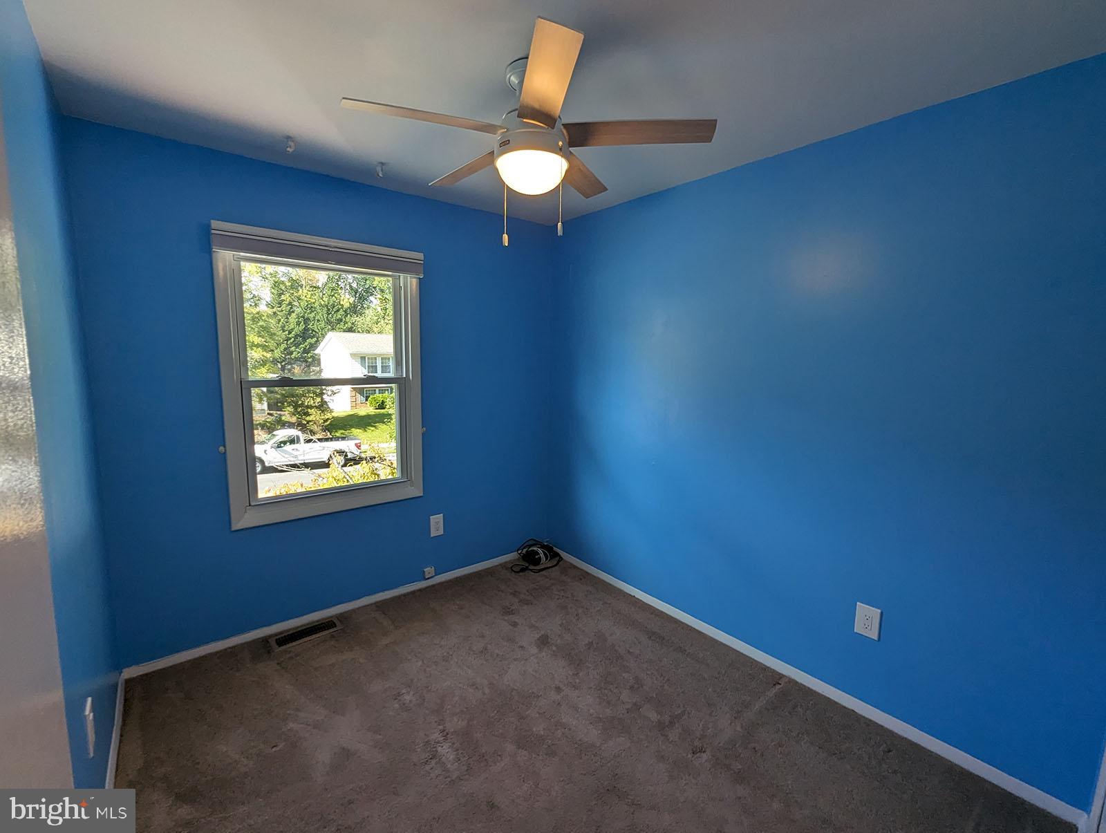 PROVINCES - Residential Lease