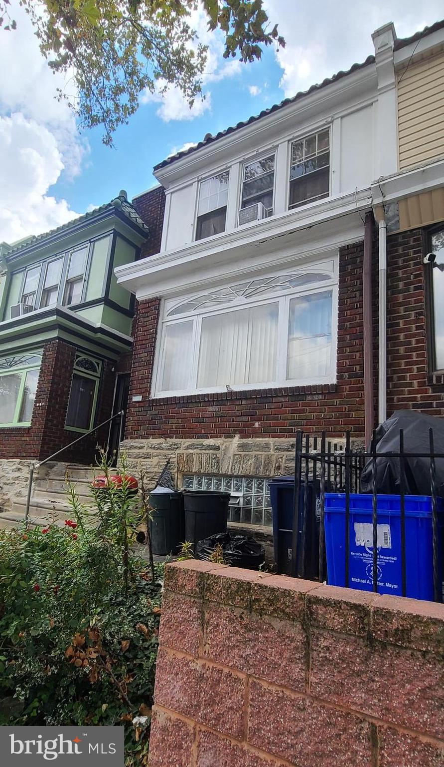 WEST OAK LANE - Residential