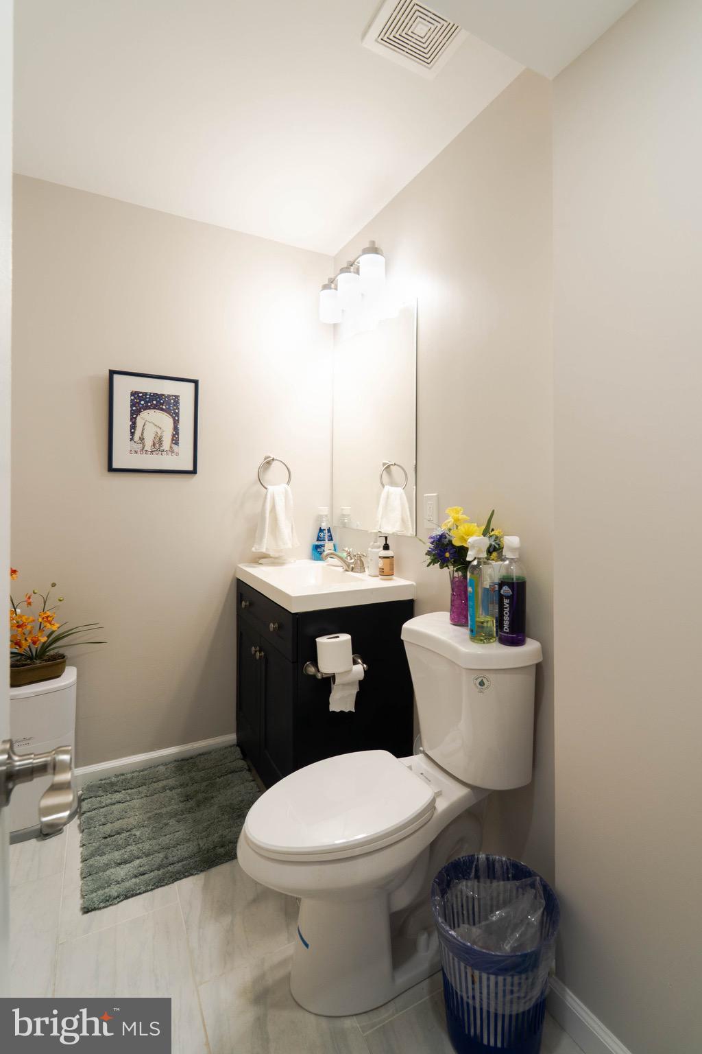 ROYAL COURT - Residential Lease