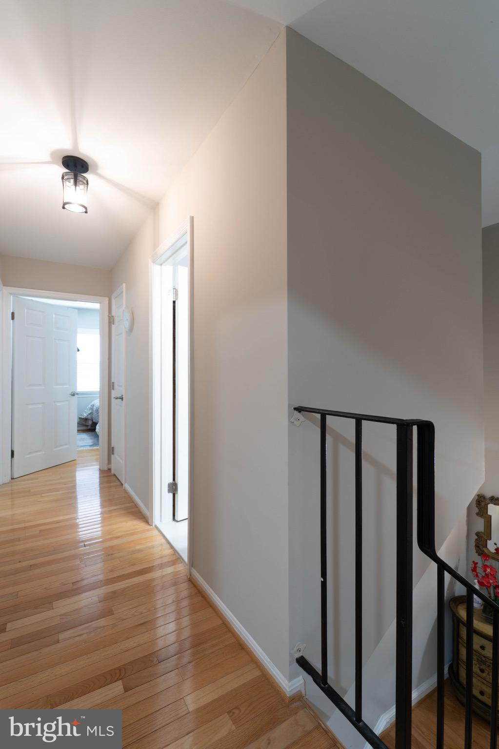 ROYAL COURT - Residential Lease