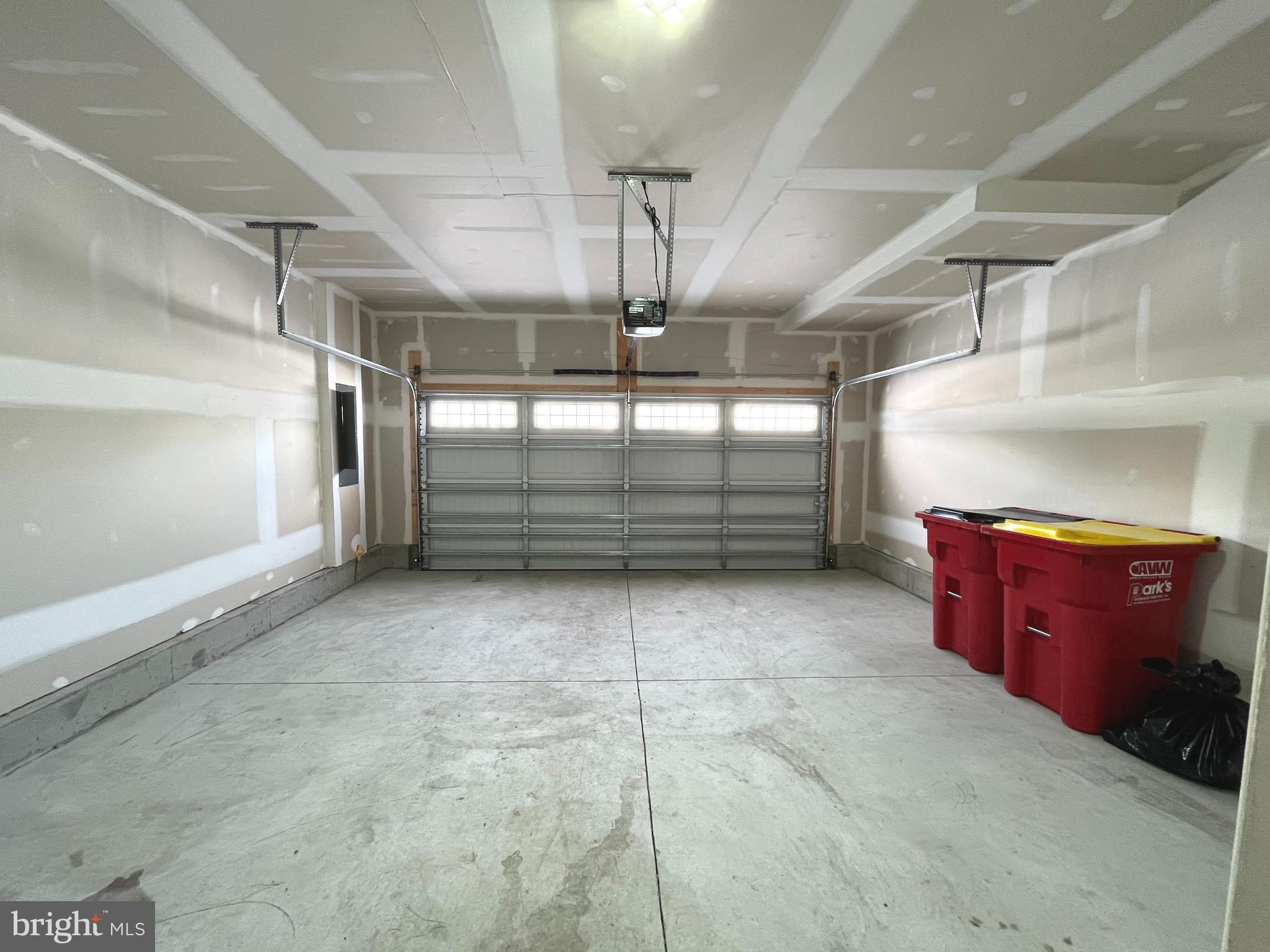 SOUTH BROOK - Residential