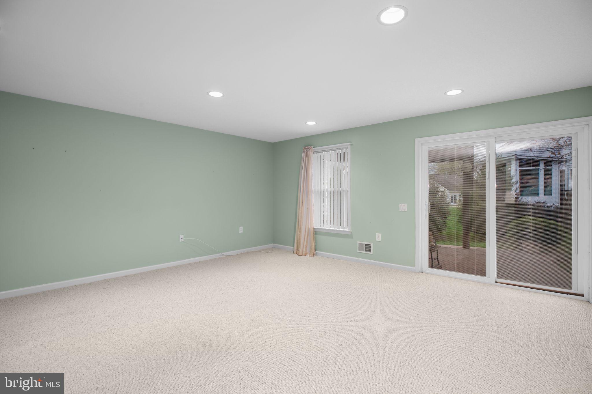 FALLS RUN - Residential