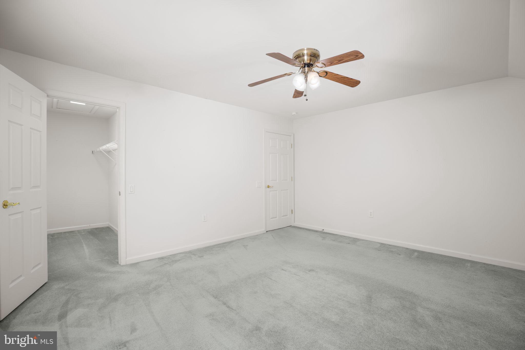 FALLS RUN - Residential