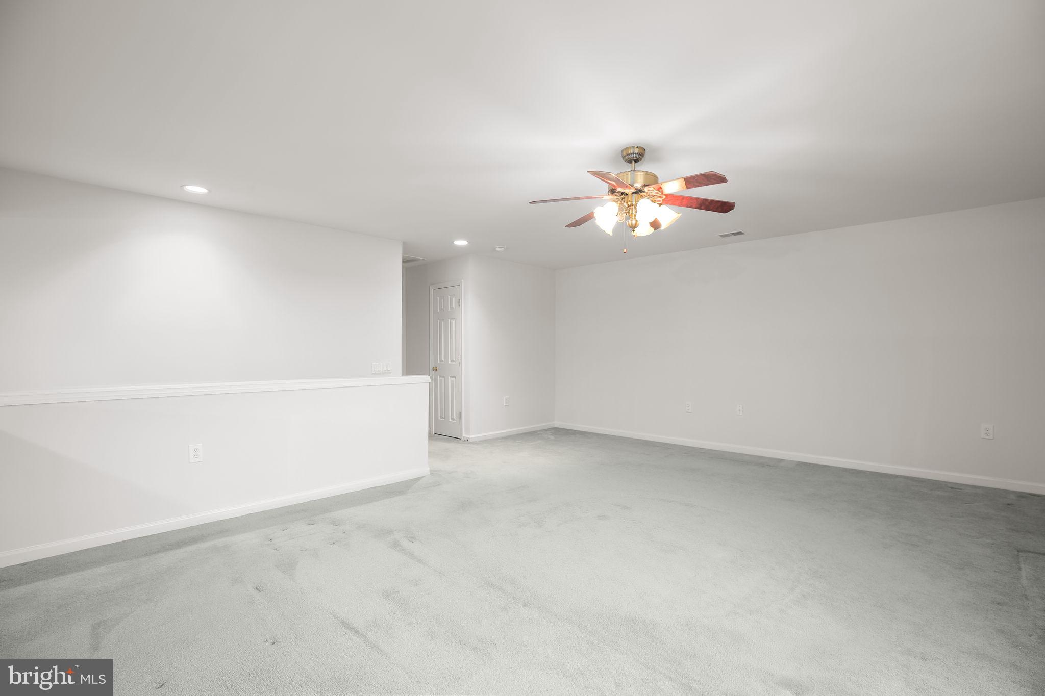 FALLS RUN - Residential