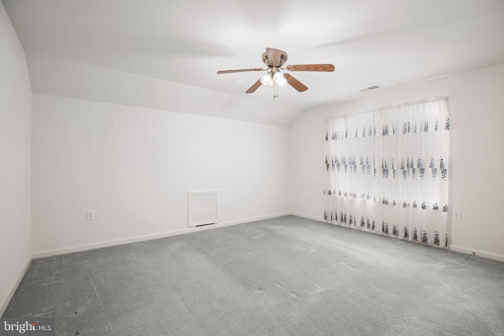 FALLS RUN - Residential