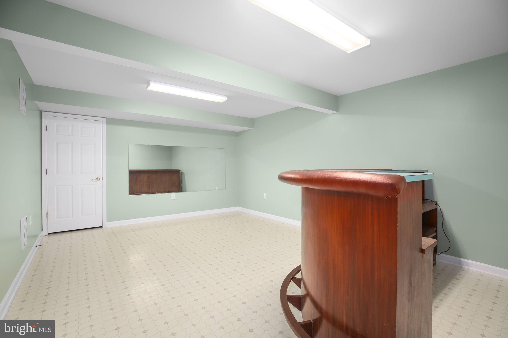 FALLS RUN - Residential