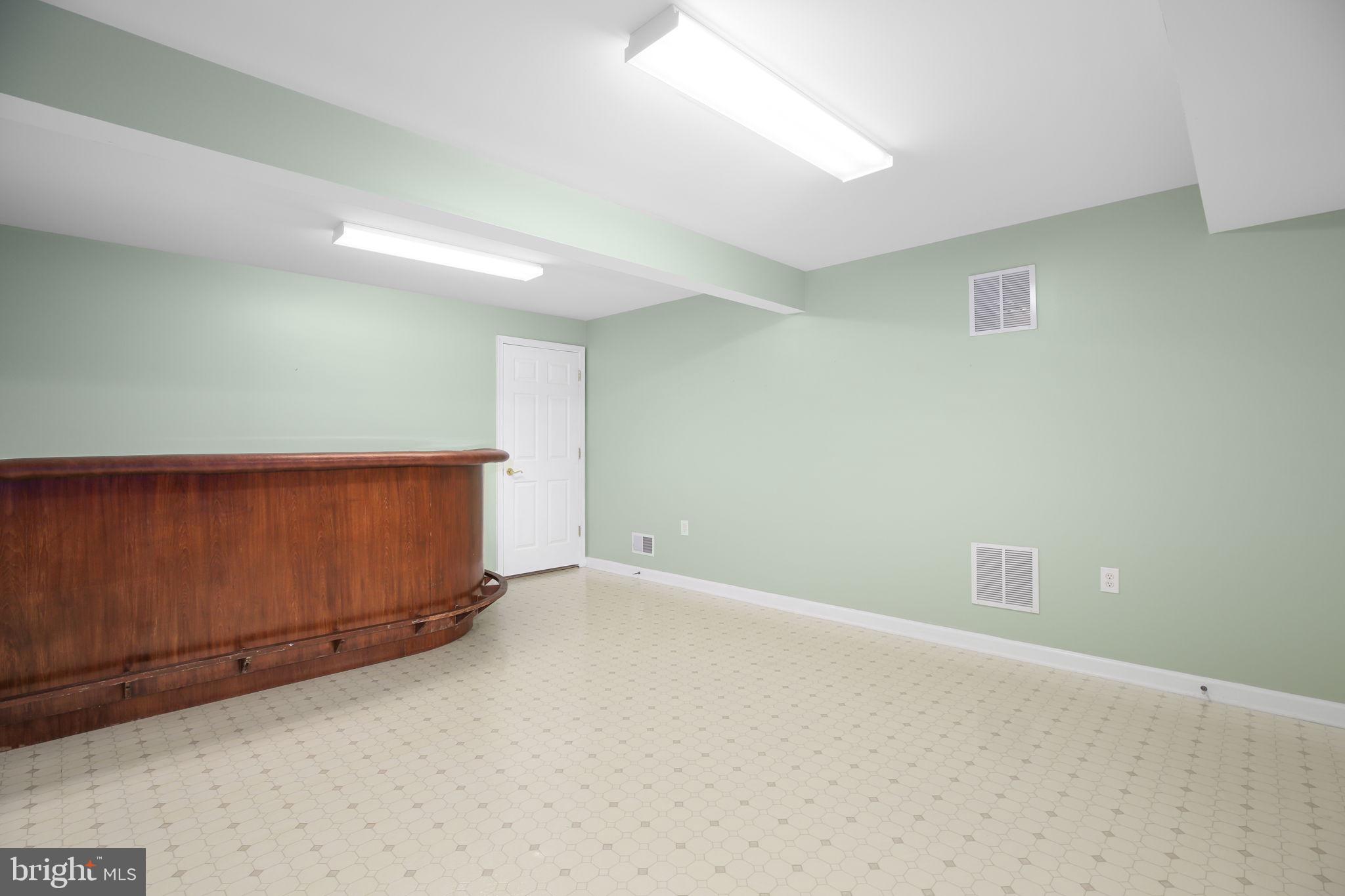 FALLS RUN - Residential