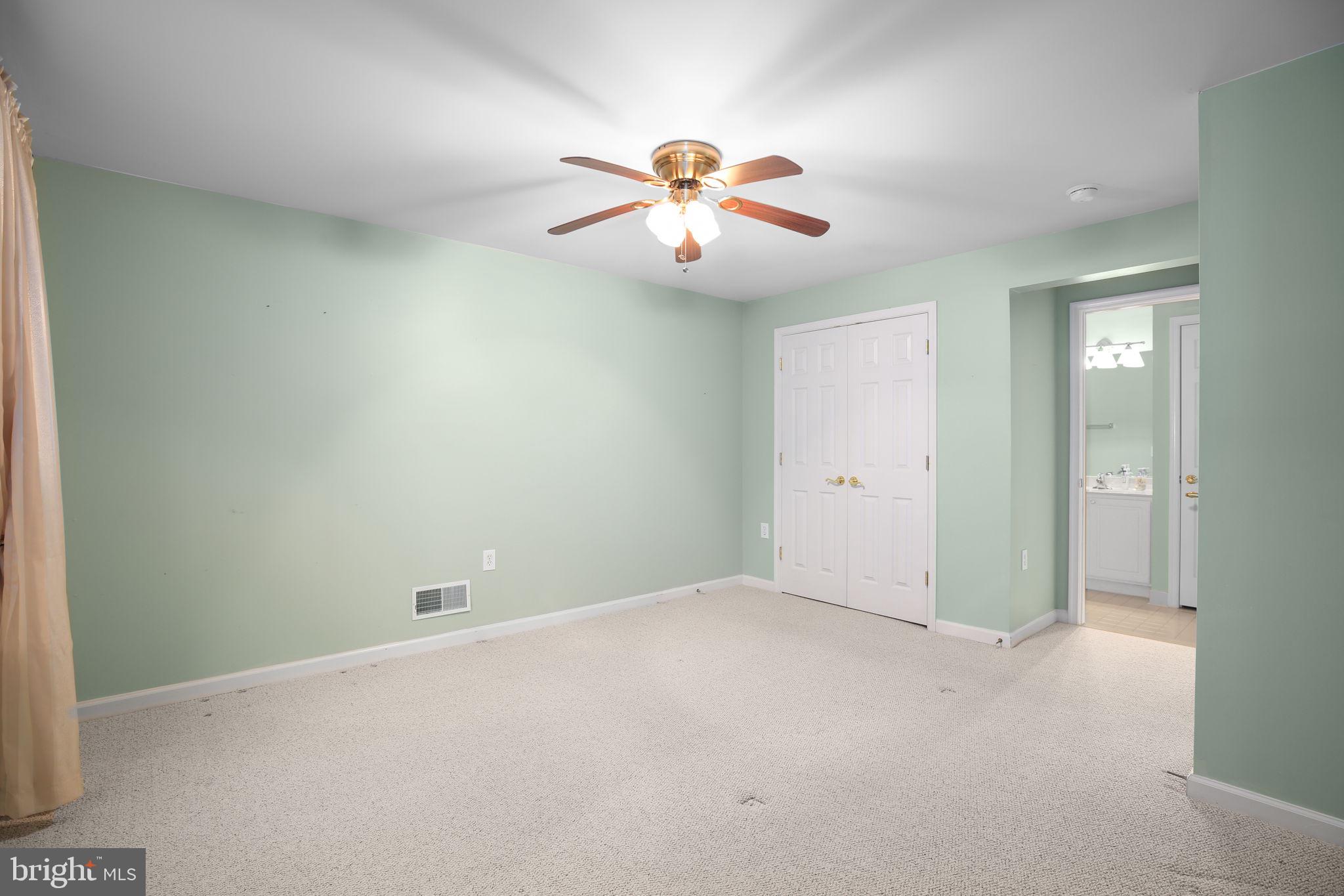 FALLS RUN - Residential