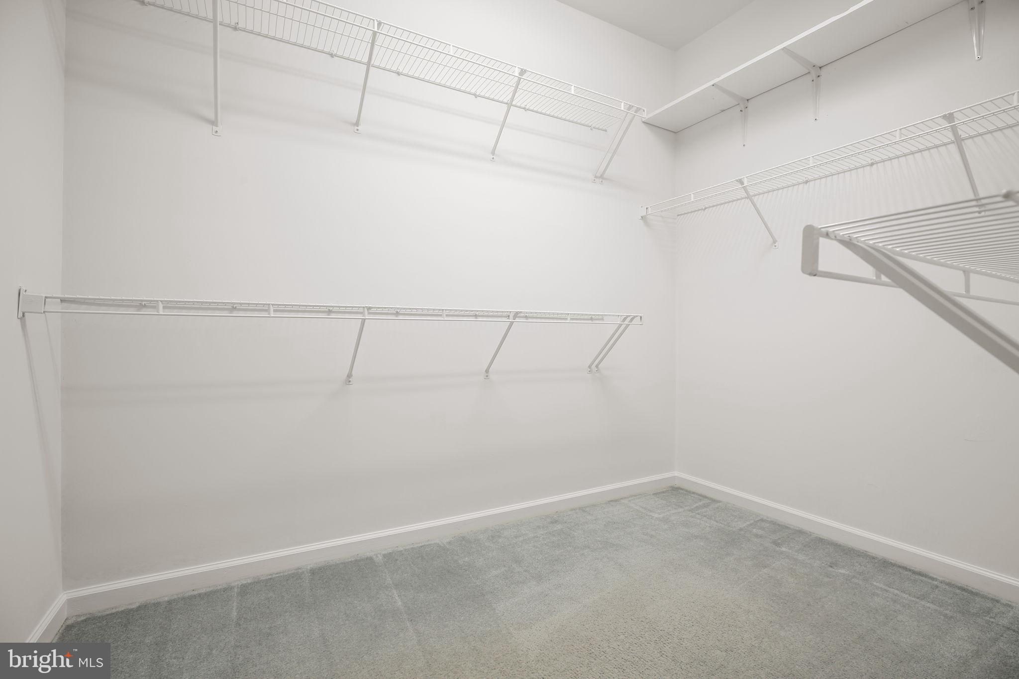 FALLS RUN - Residential