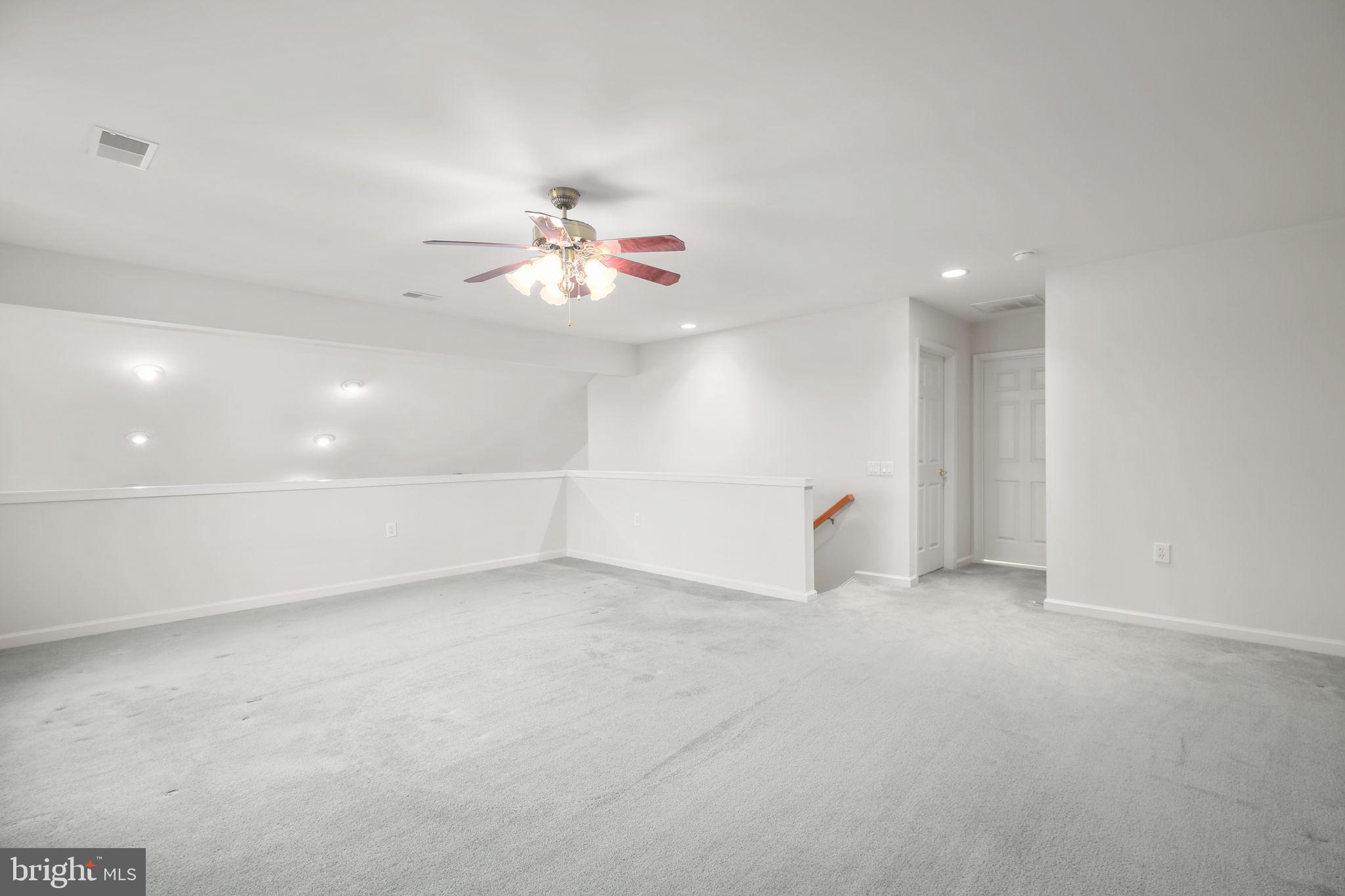 FALLS RUN - Residential