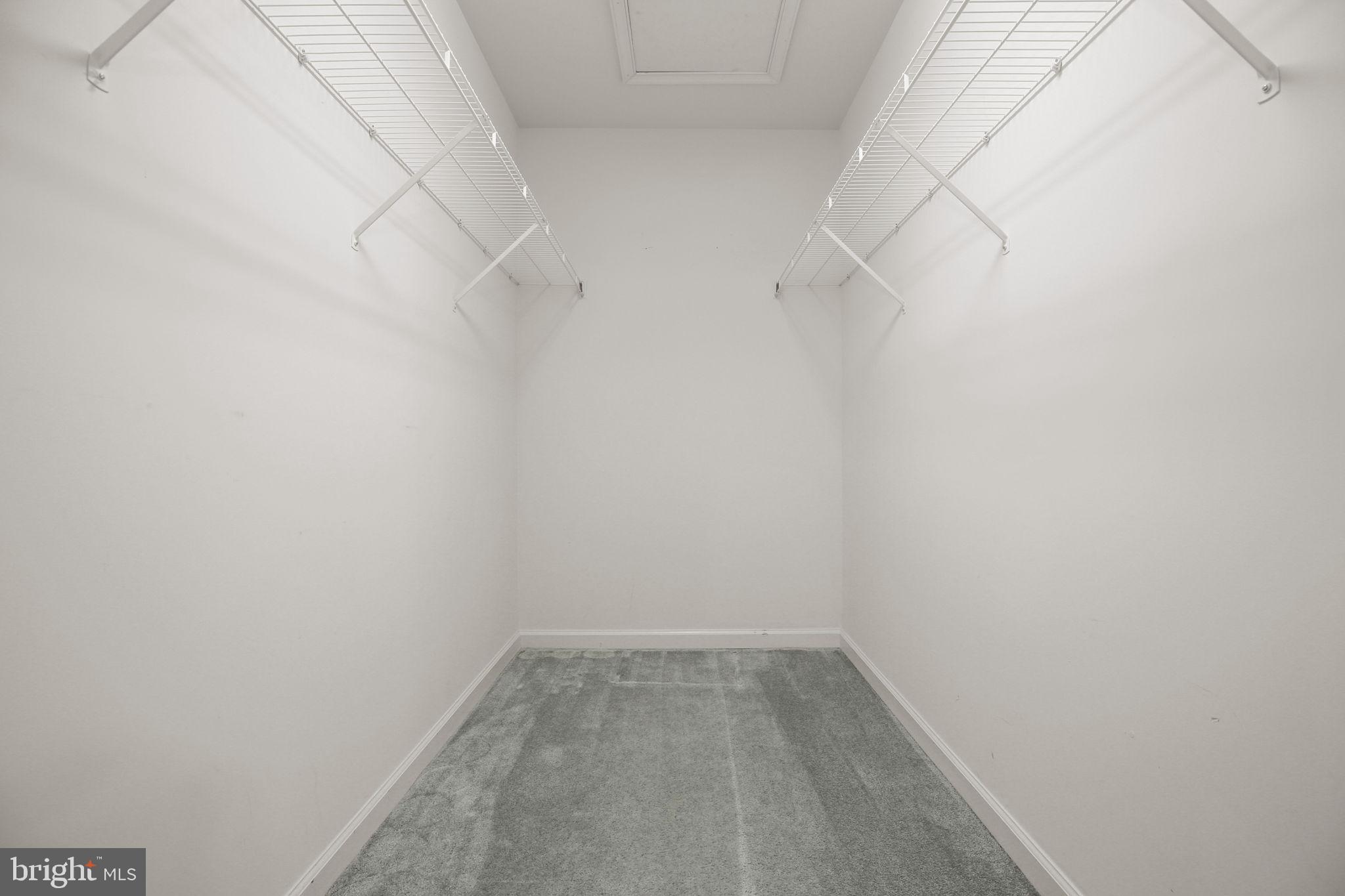 FALLS RUN - Residential