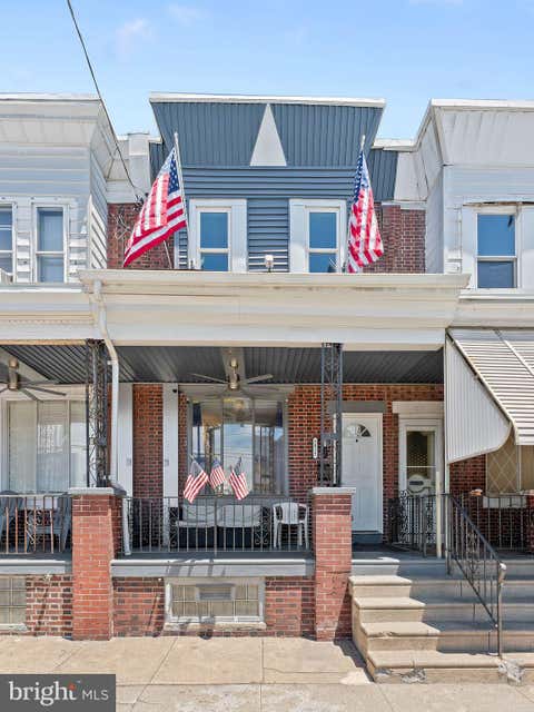 Townhouse For Sale - 2815 Orthodox Street<br/> PHILADELPHIA, PA 19137