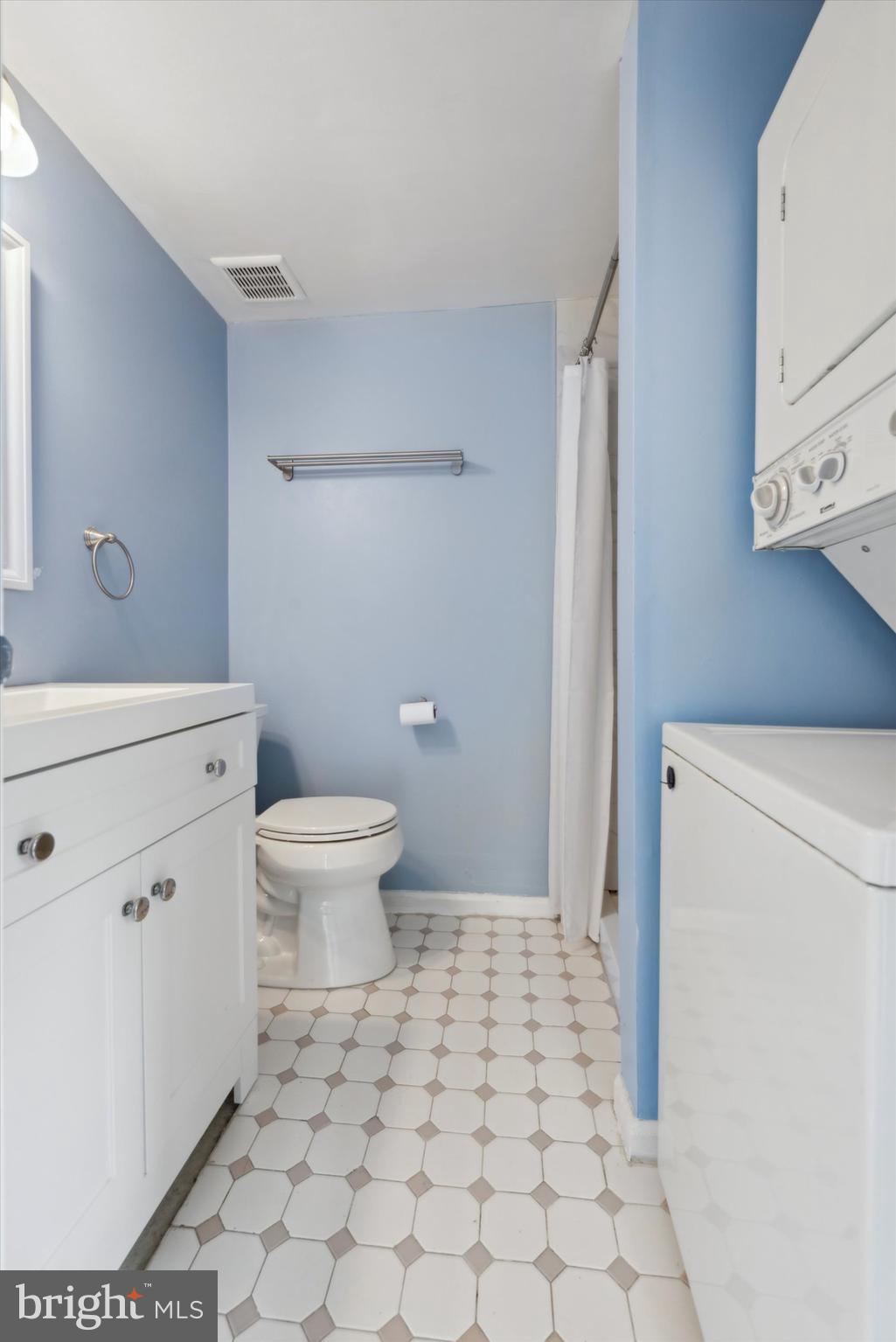 CHESTERBROOK - Residential Lease