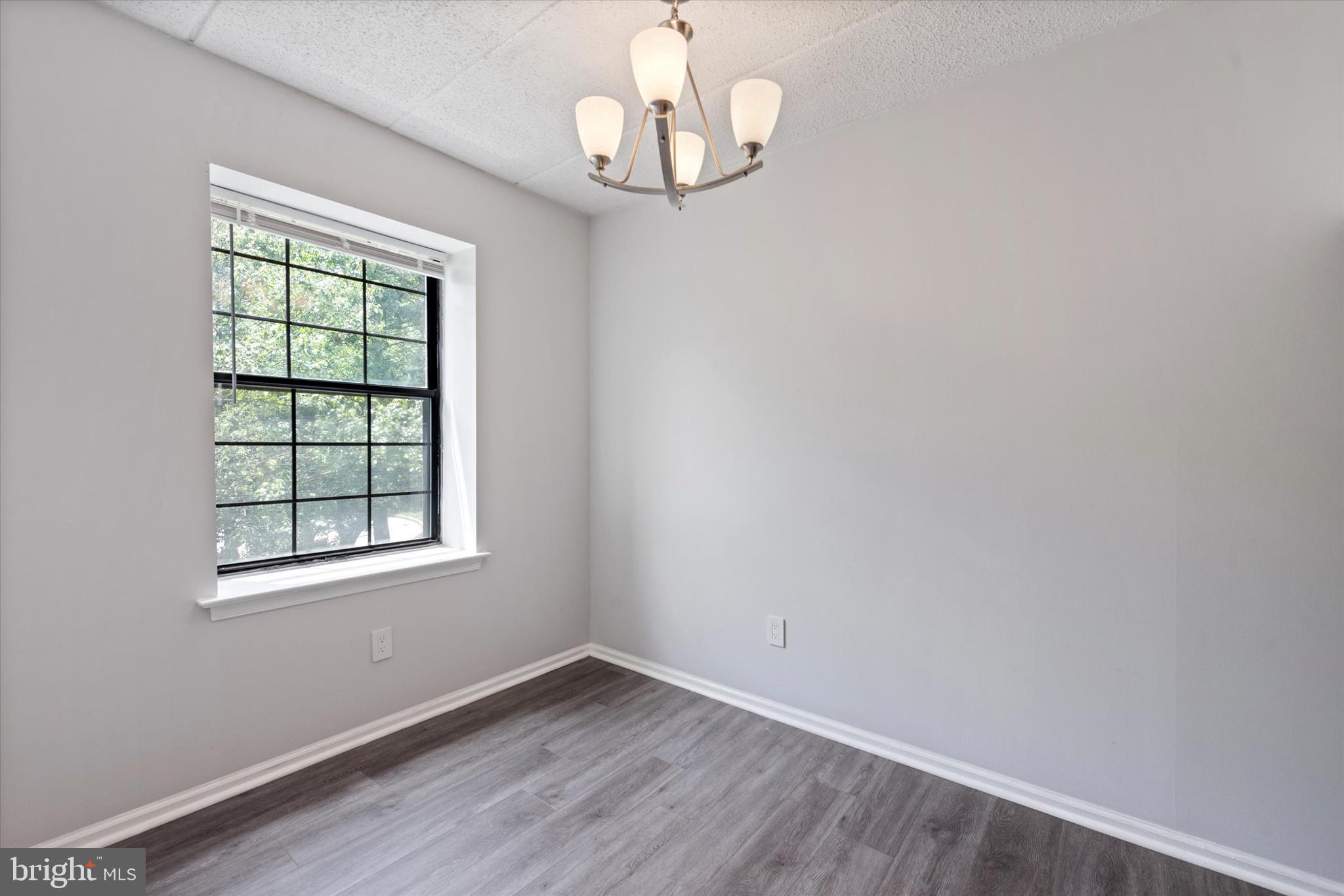 CHESTERBROOK - Residential Lease