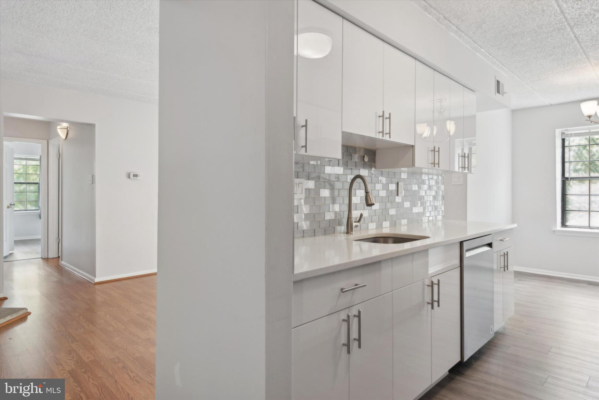 CHESTERBROOK - Residential Lease