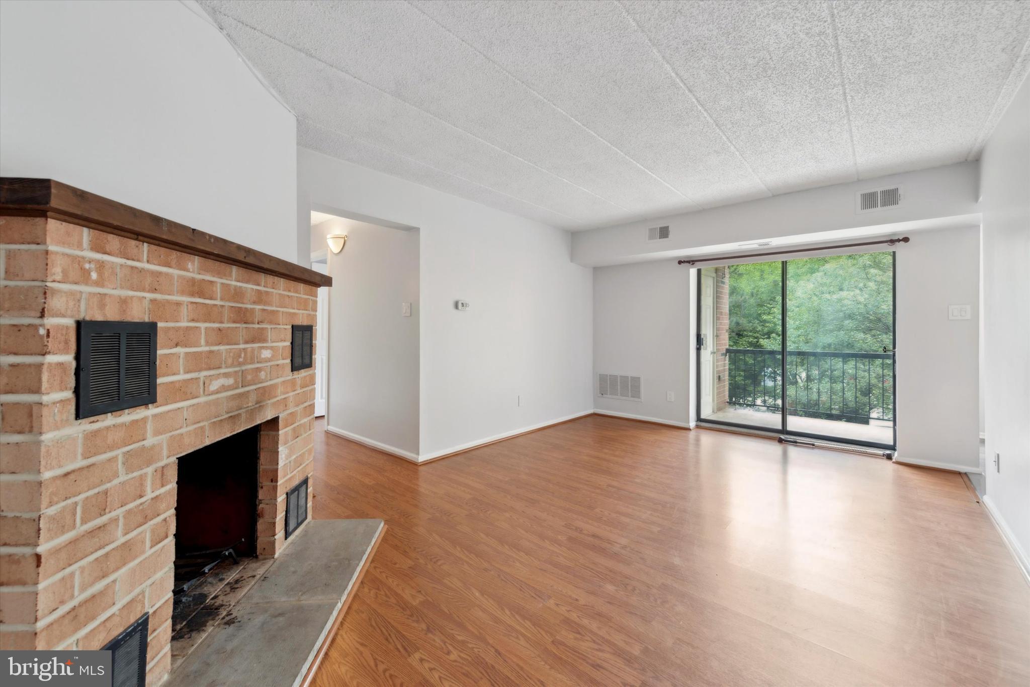 CHESTERBROOK - Residential Lease