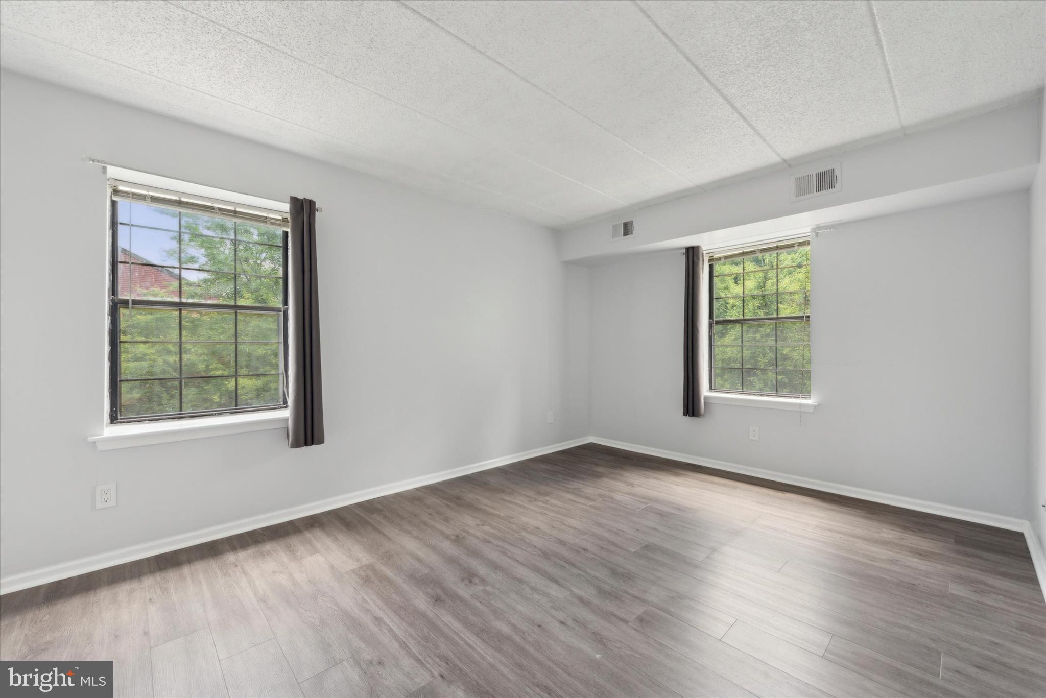 CHESTERBROOK - Residential Lease