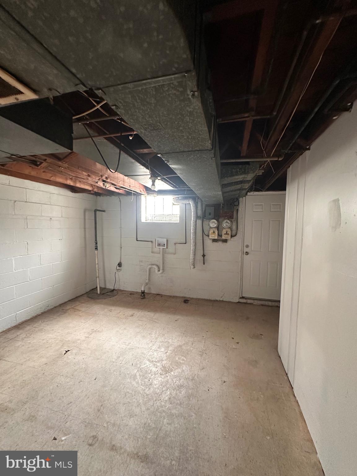 BELAIR-EDISON - Residential Lease