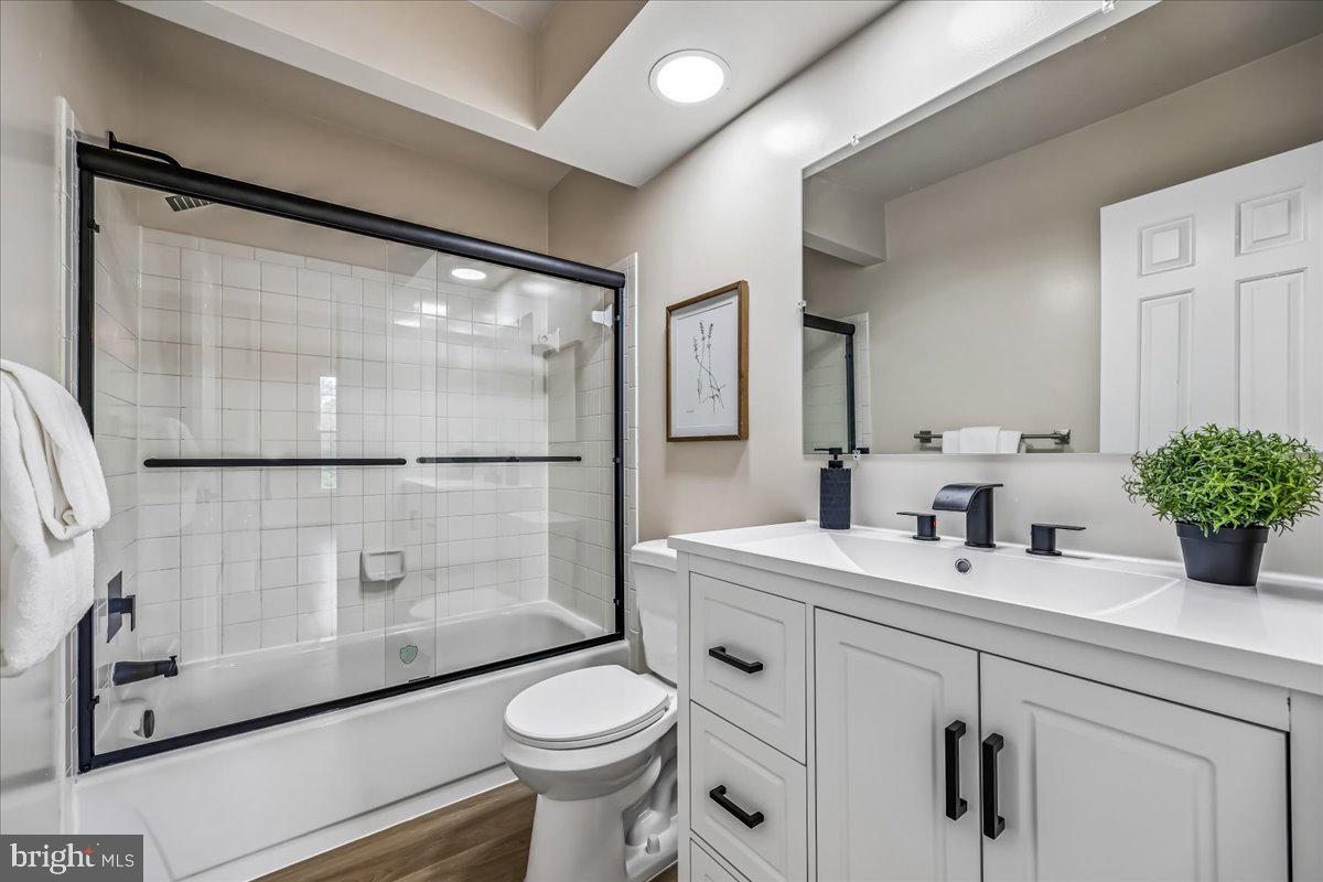 POTOMAC FARMS - Residential