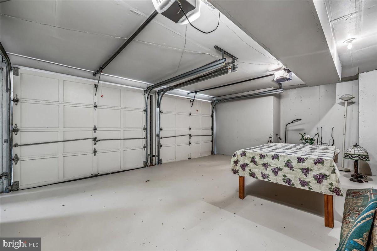 POTOMAC FARMS - Residential