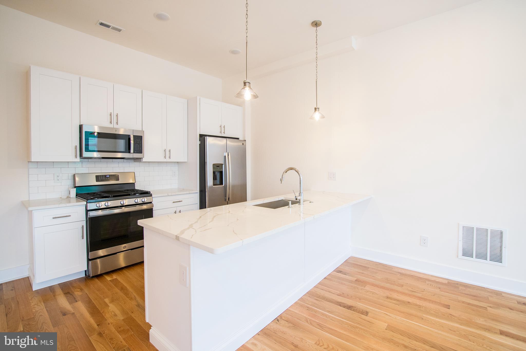 NORTHERN LIBERTIES - Residential Lease