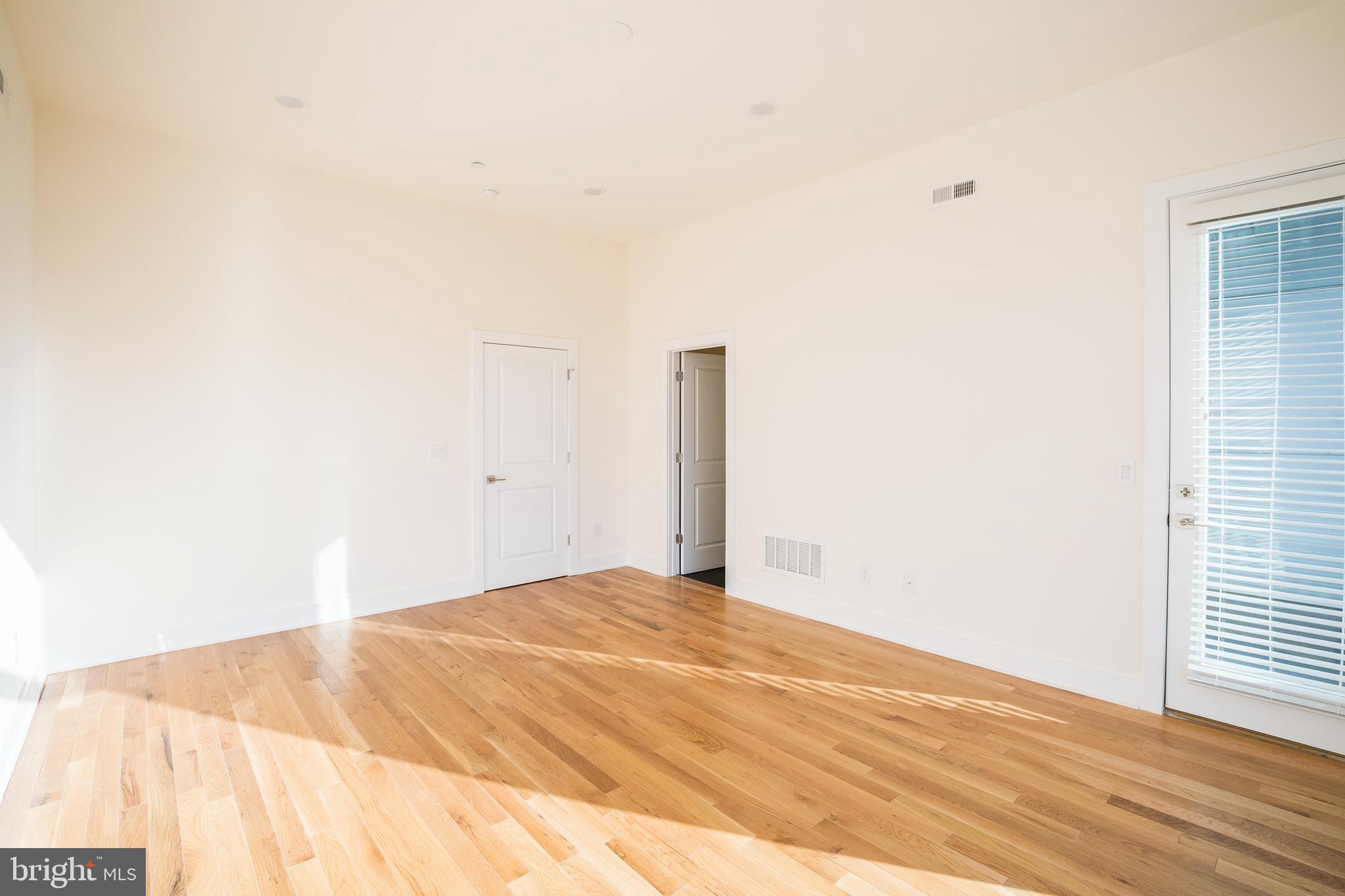 NORTHERN LIBERTIES - Residential Lease