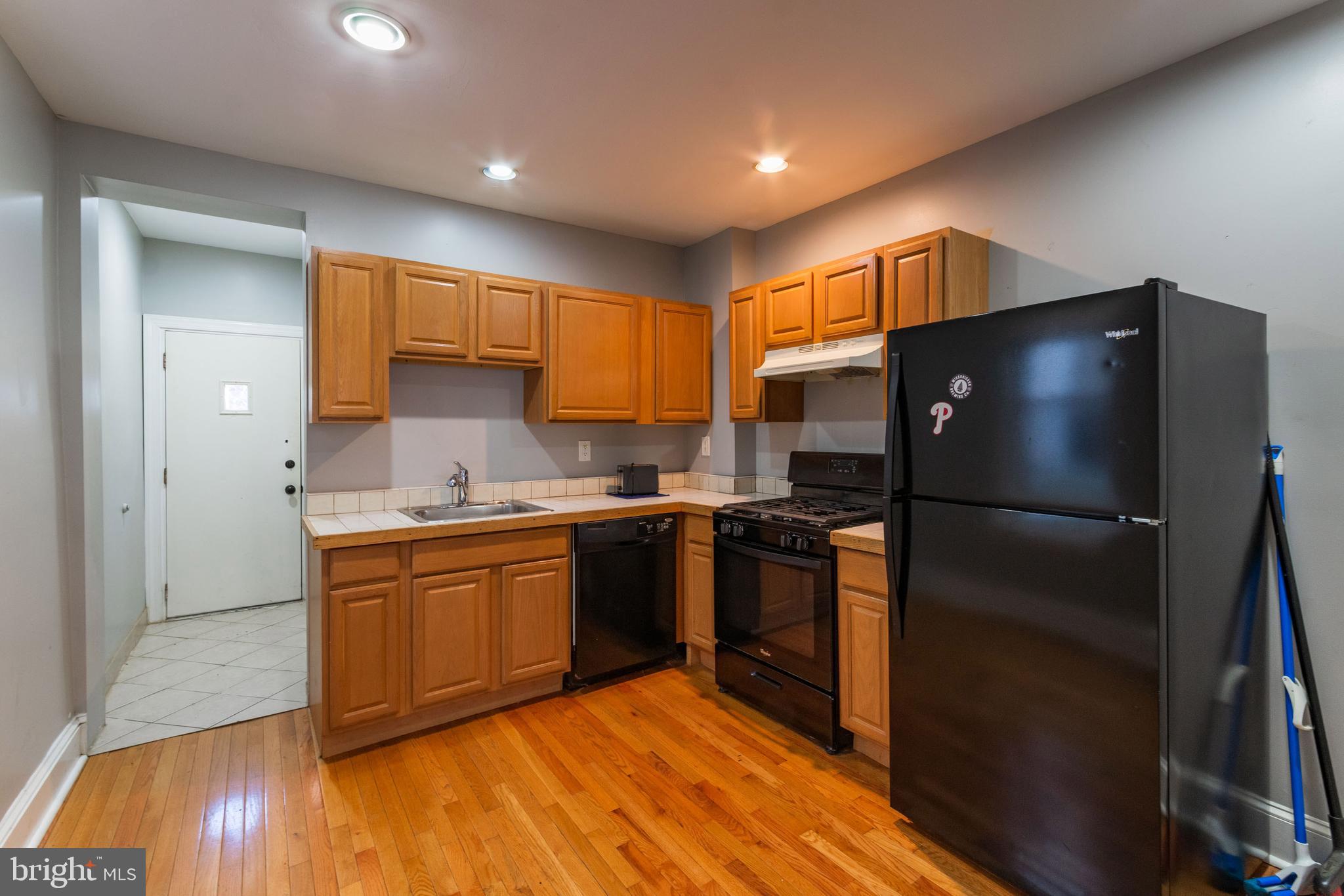 MANAYUNK - Residential Lease
