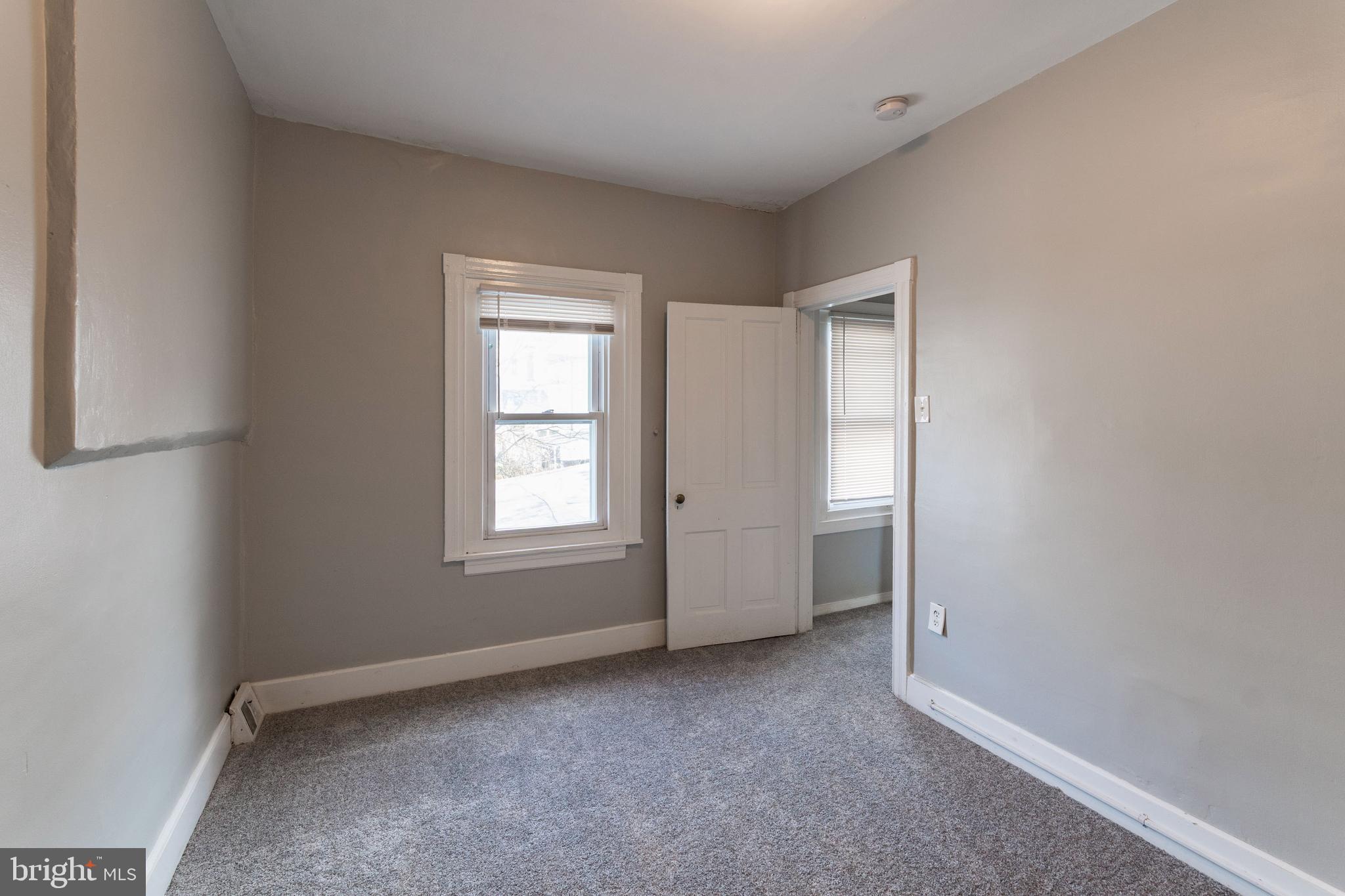 MANAYUNK - Residential Lease