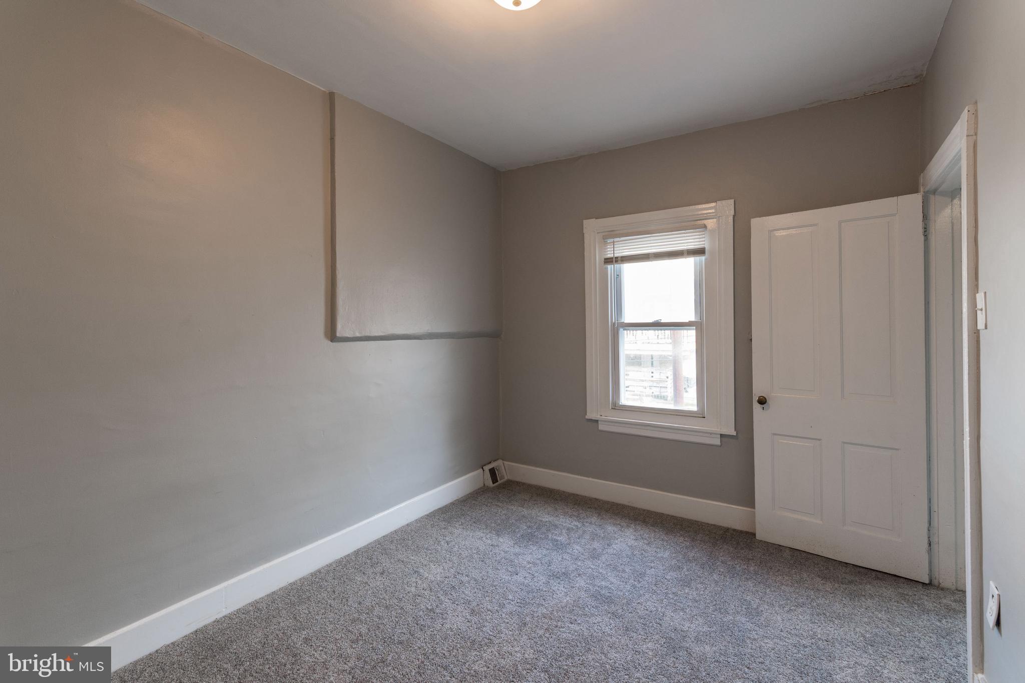 MANAYUNK - Residential Lease
