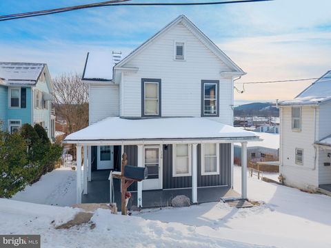 130 E 1ST STREET EVERETT PA 15537