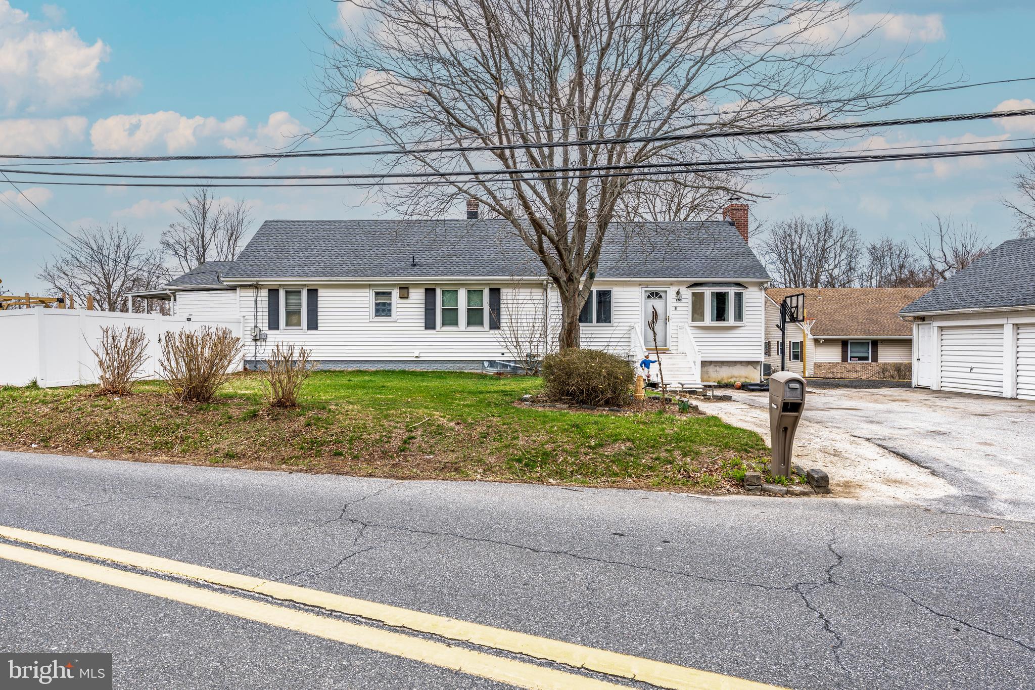 HARMONY HILLS - Residential