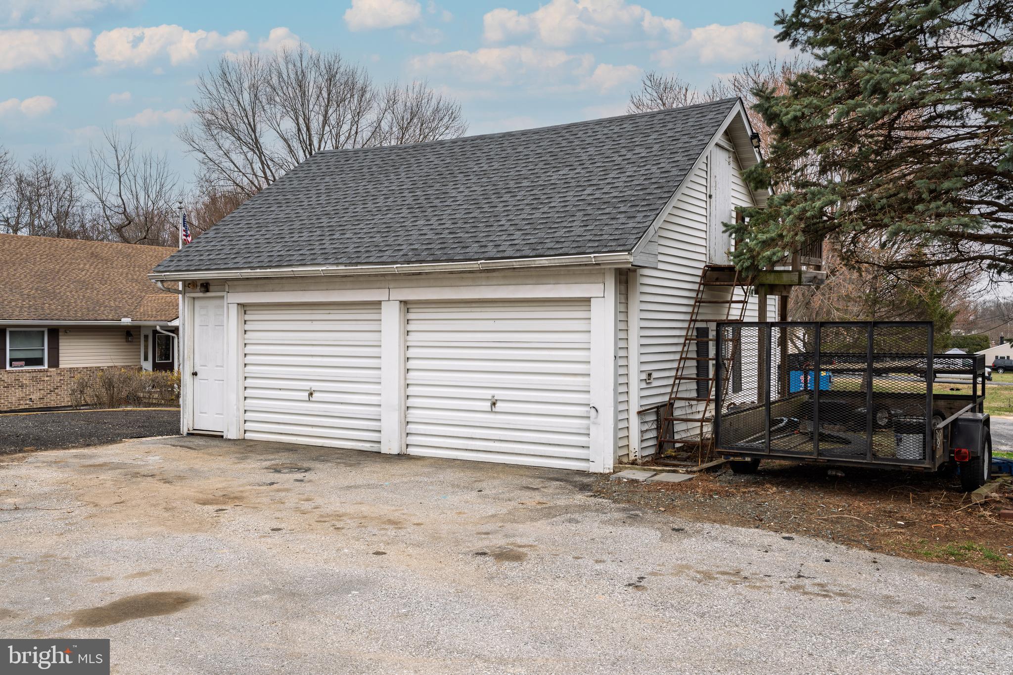 HARMONY HILLS - Residential