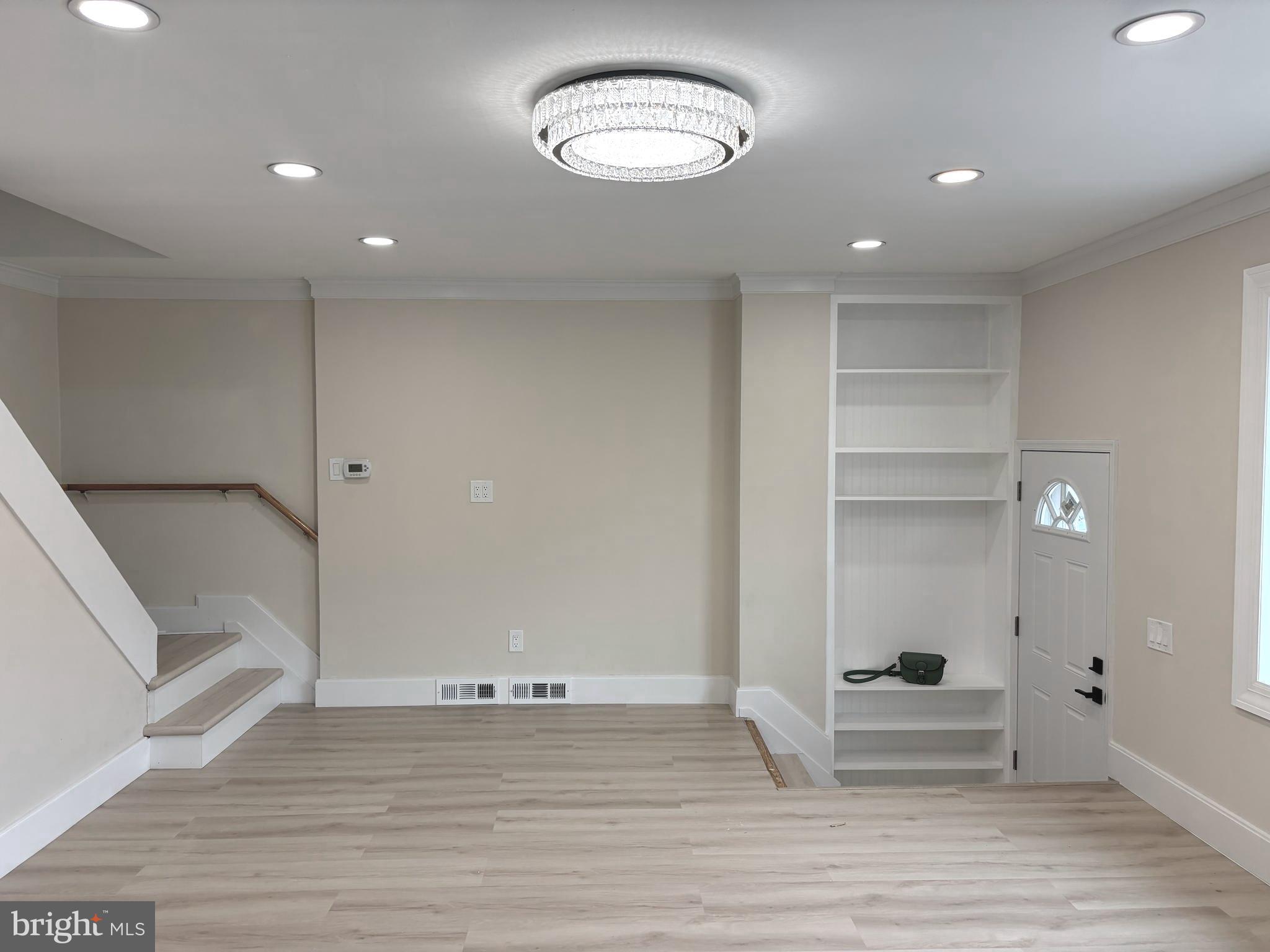 PARKWOOD - Residential Lease