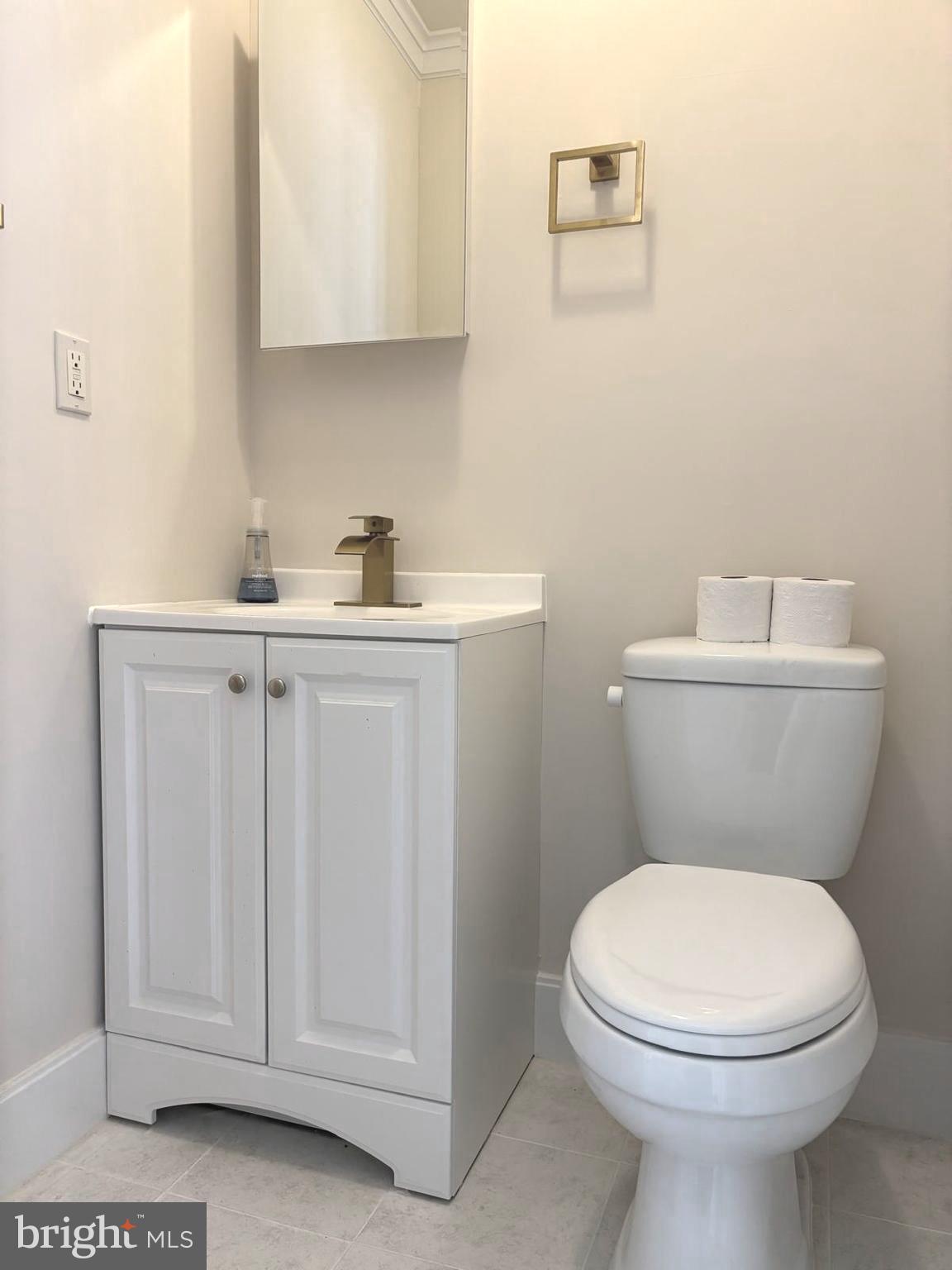 PARKWOOD - Residential Lease