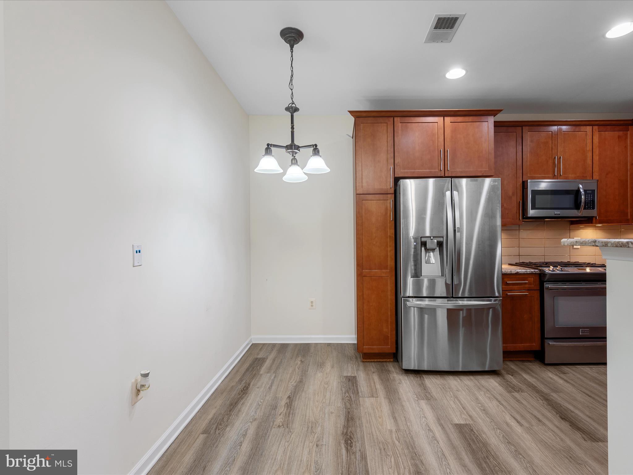 MANASSAS PARK STATION - Residential