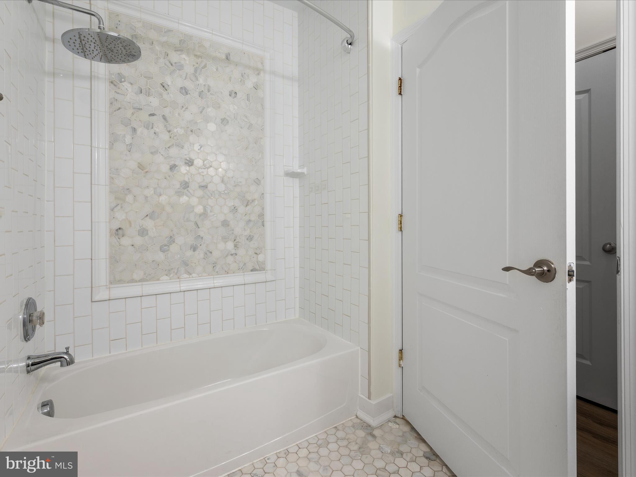 MANASSAS PARK STATION - Residential