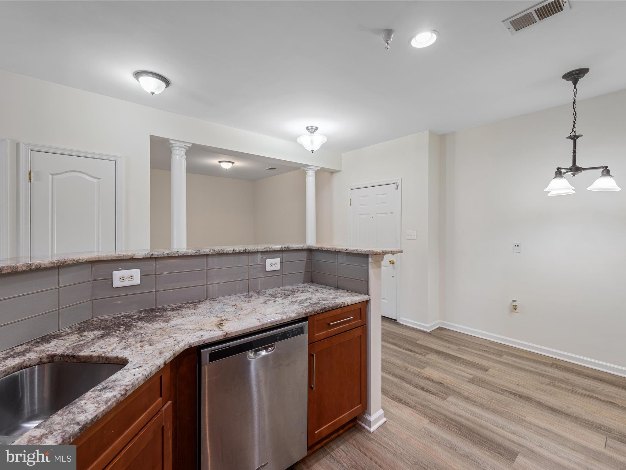 MANASSAS PARK STATION - Residential