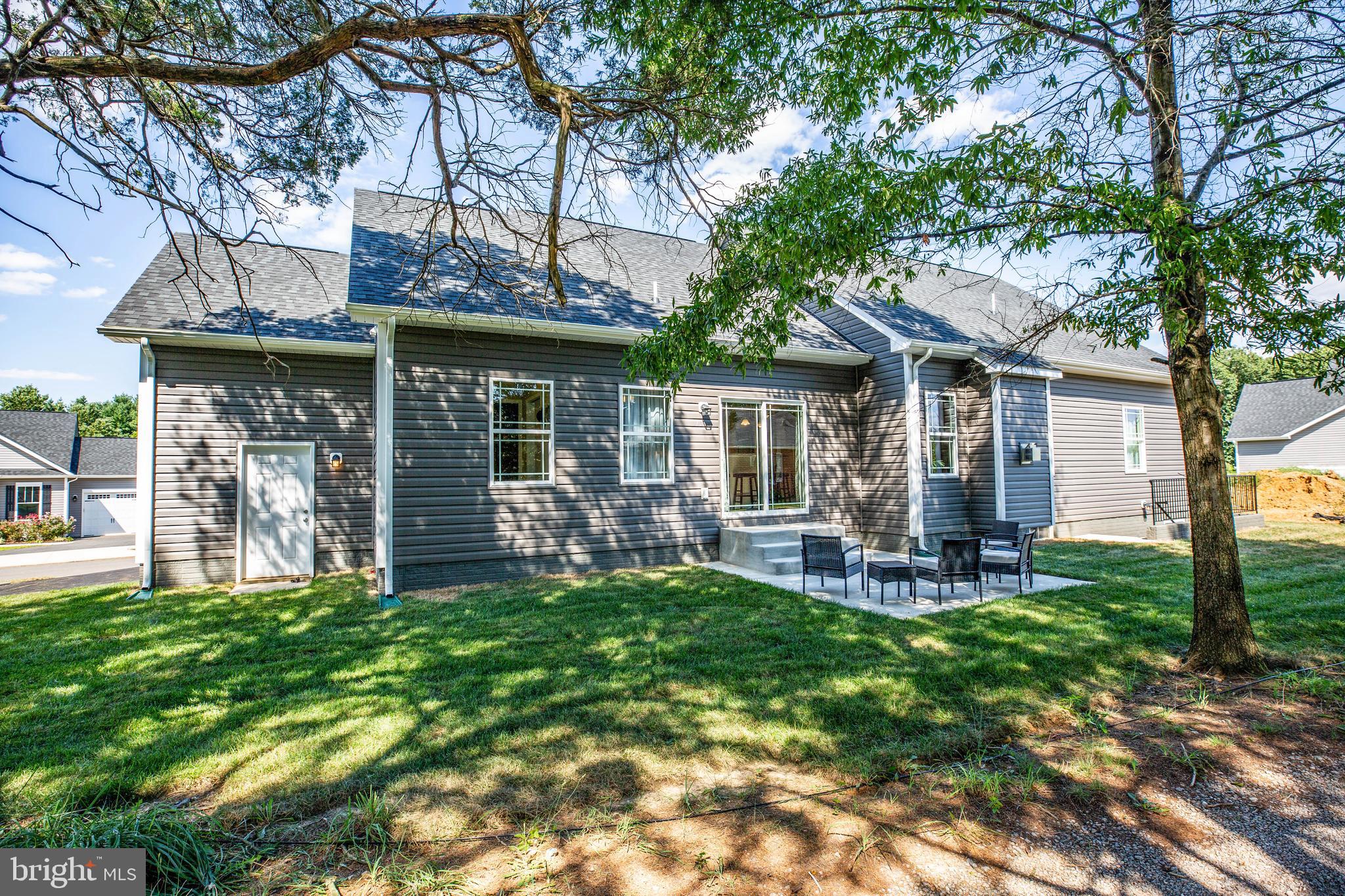 BELLS CROSSROADS - Residential