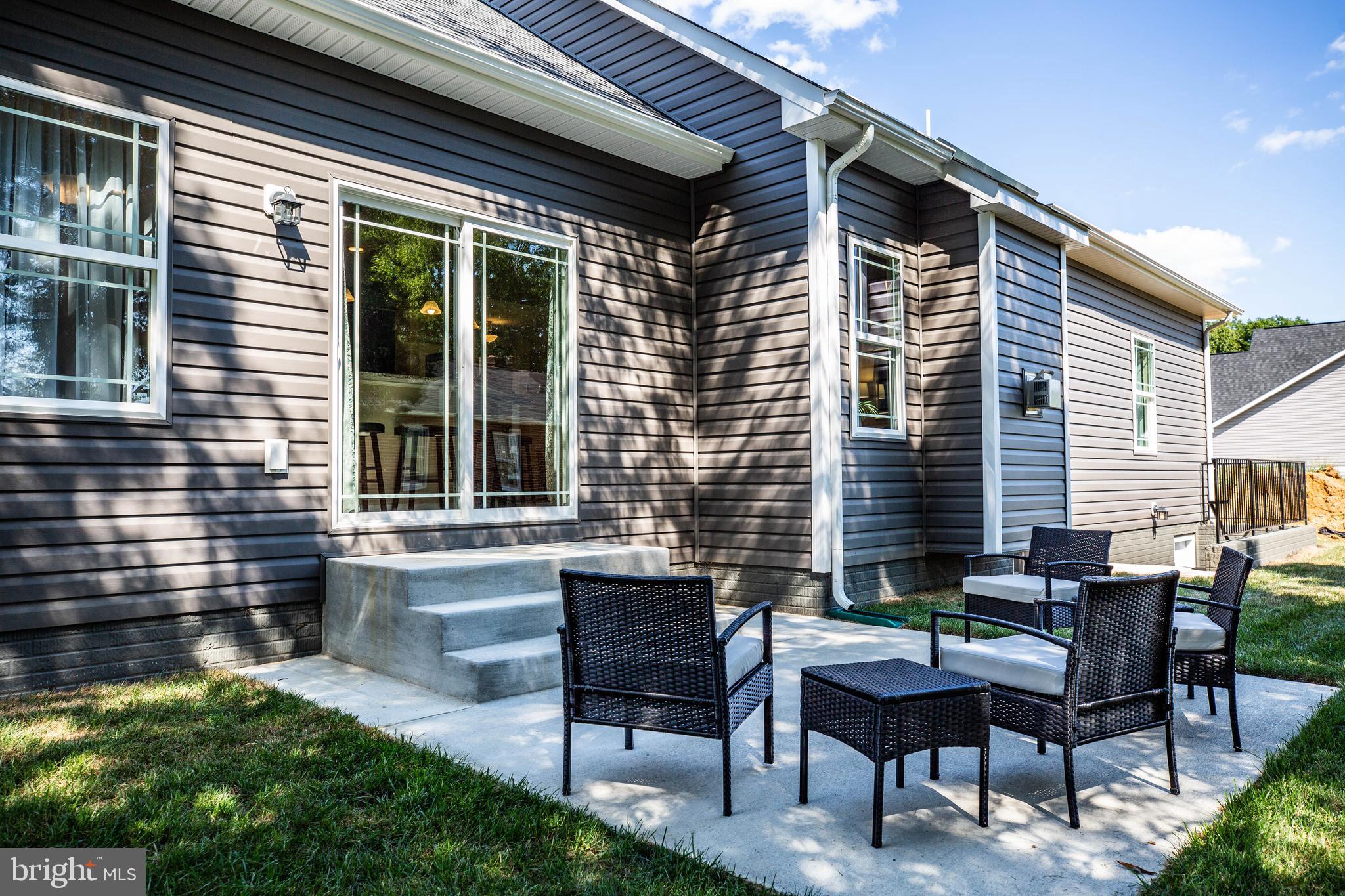 BELLS CROSSROADS - Residential