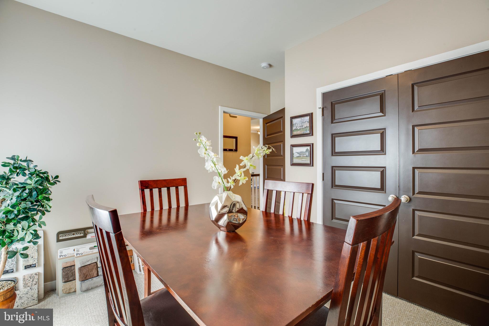 BELLS CROSSROADS - Residential