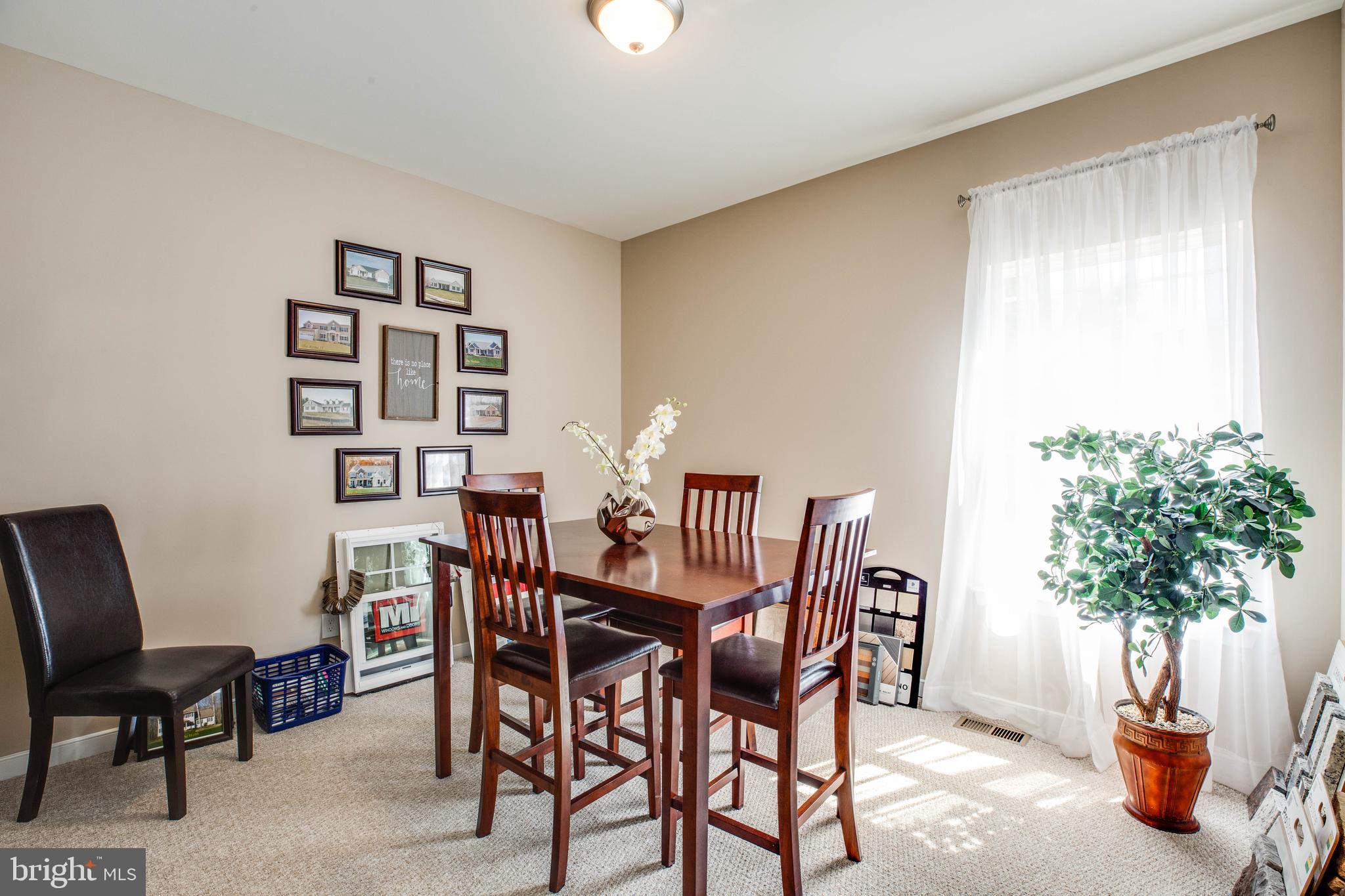 BELLS CROSSROADS - Residential