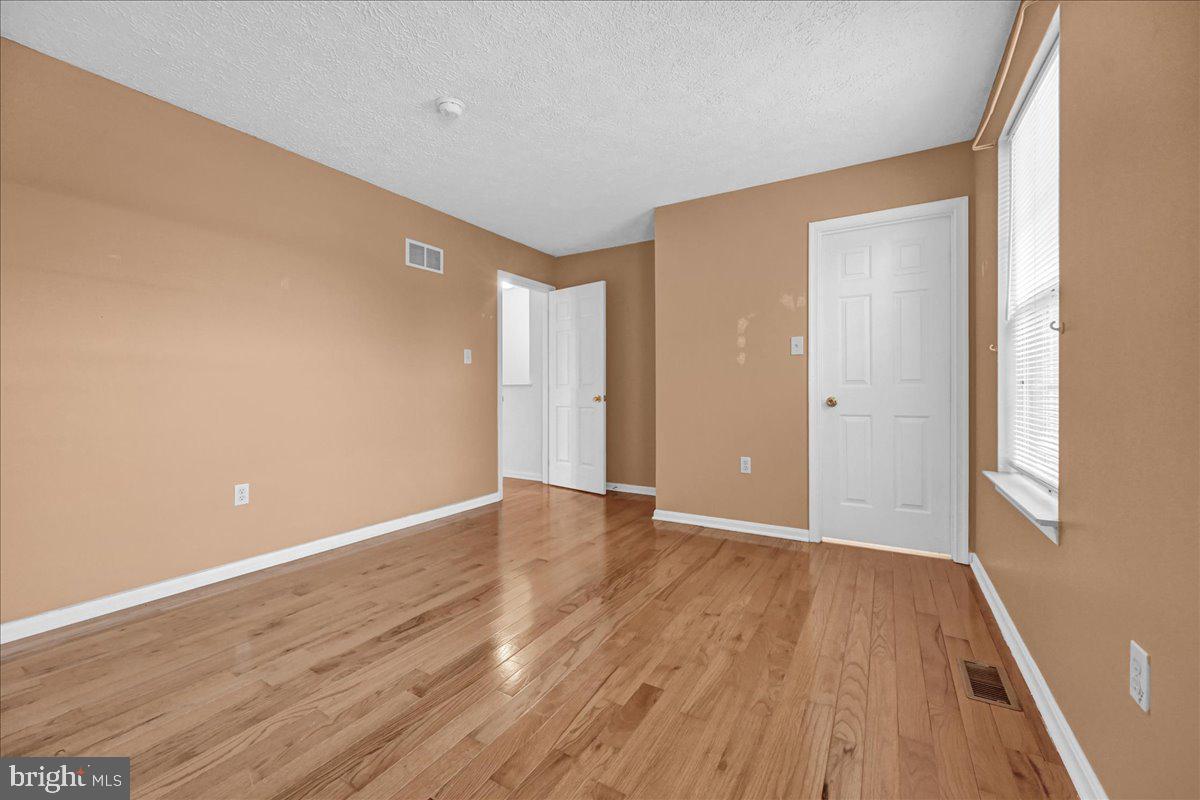 BUTTONWOOD CROSSING - Residential