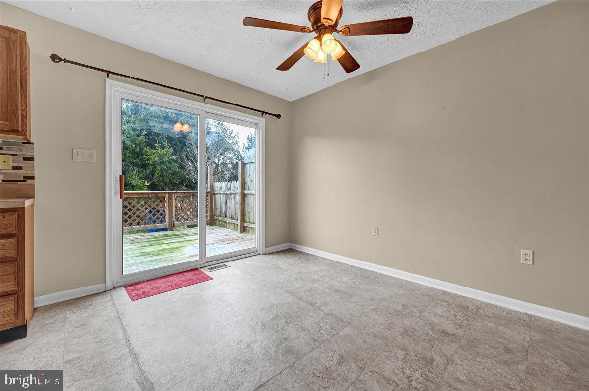 BUTTONWOOD CROSSING - Residential