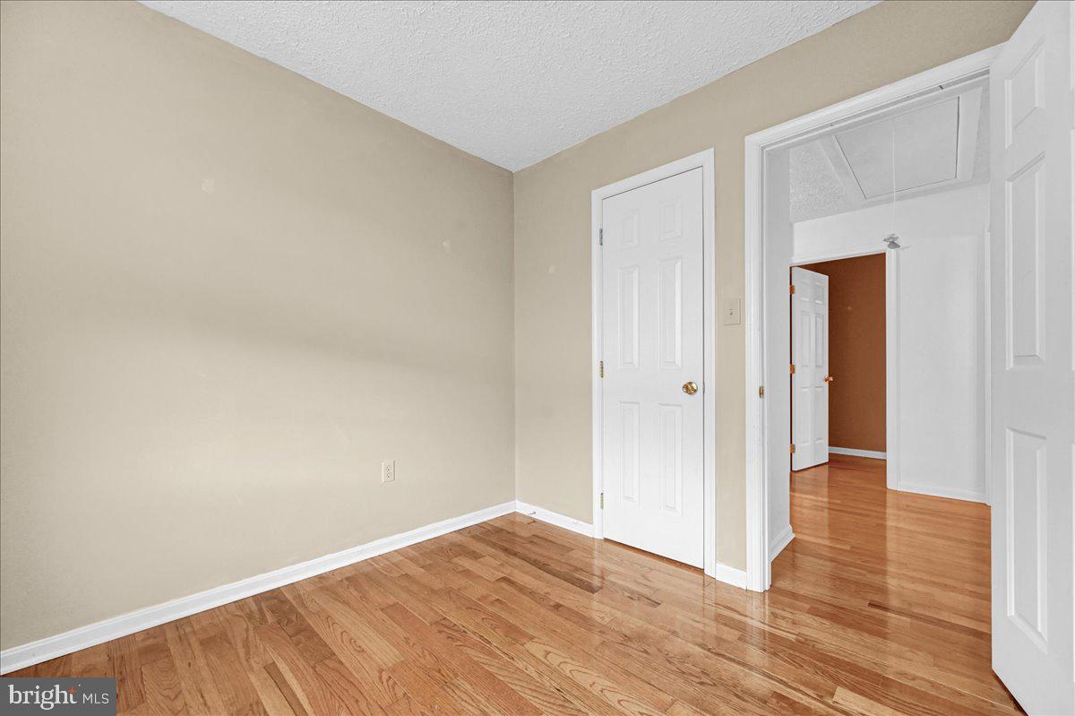 BUTTONWOOD CROSSING - Residential