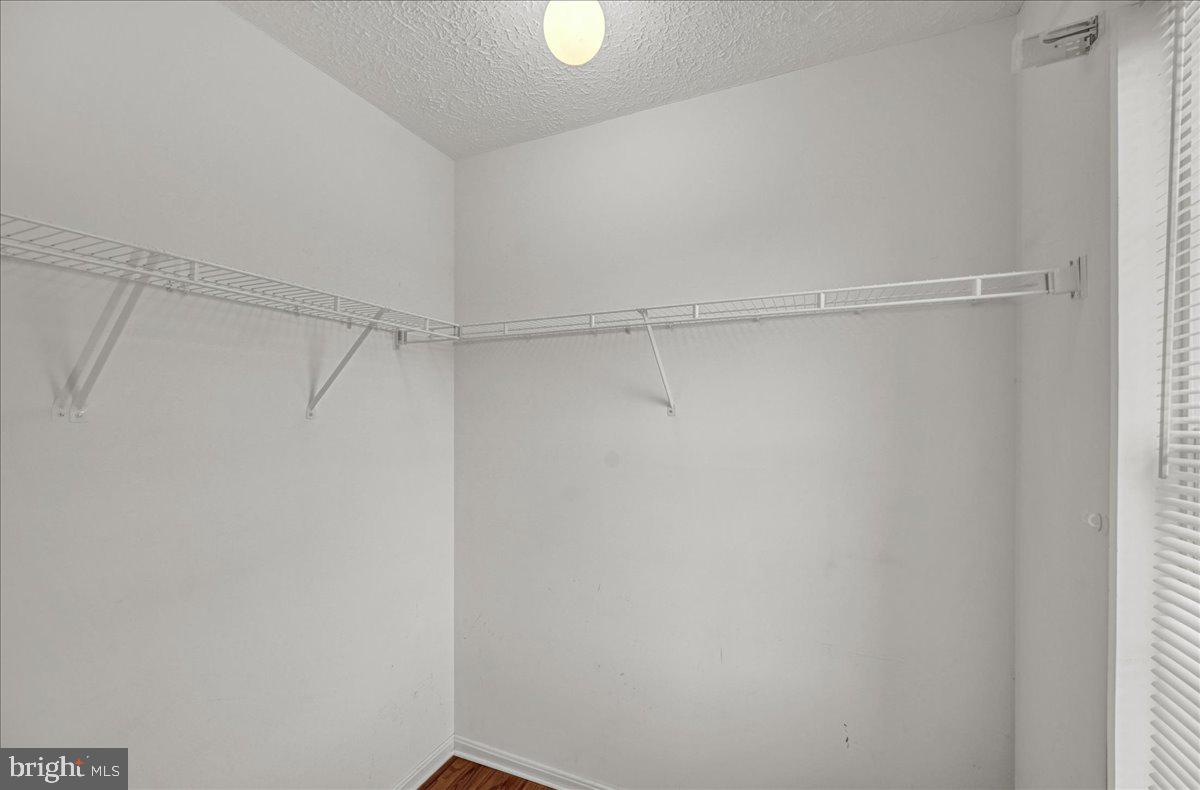 BUTTONWOOD CROSSING - Residential
