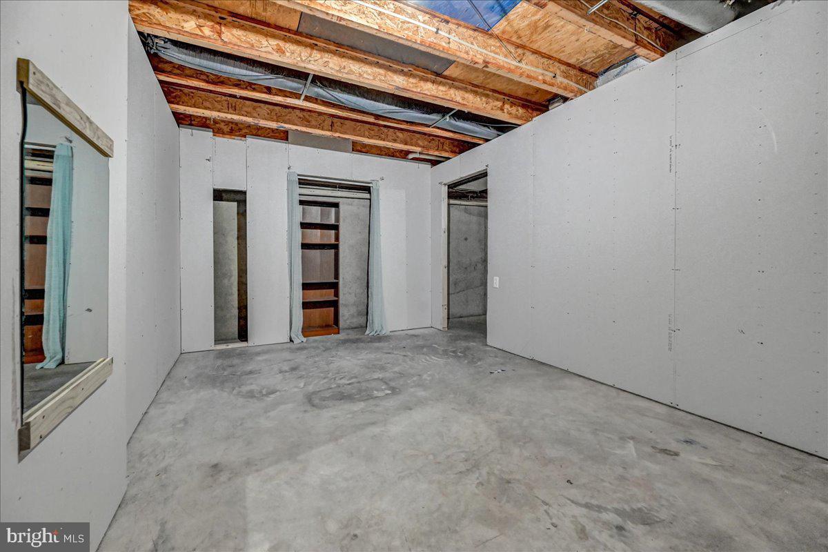BUTTONWOOD CROSSING - Residential