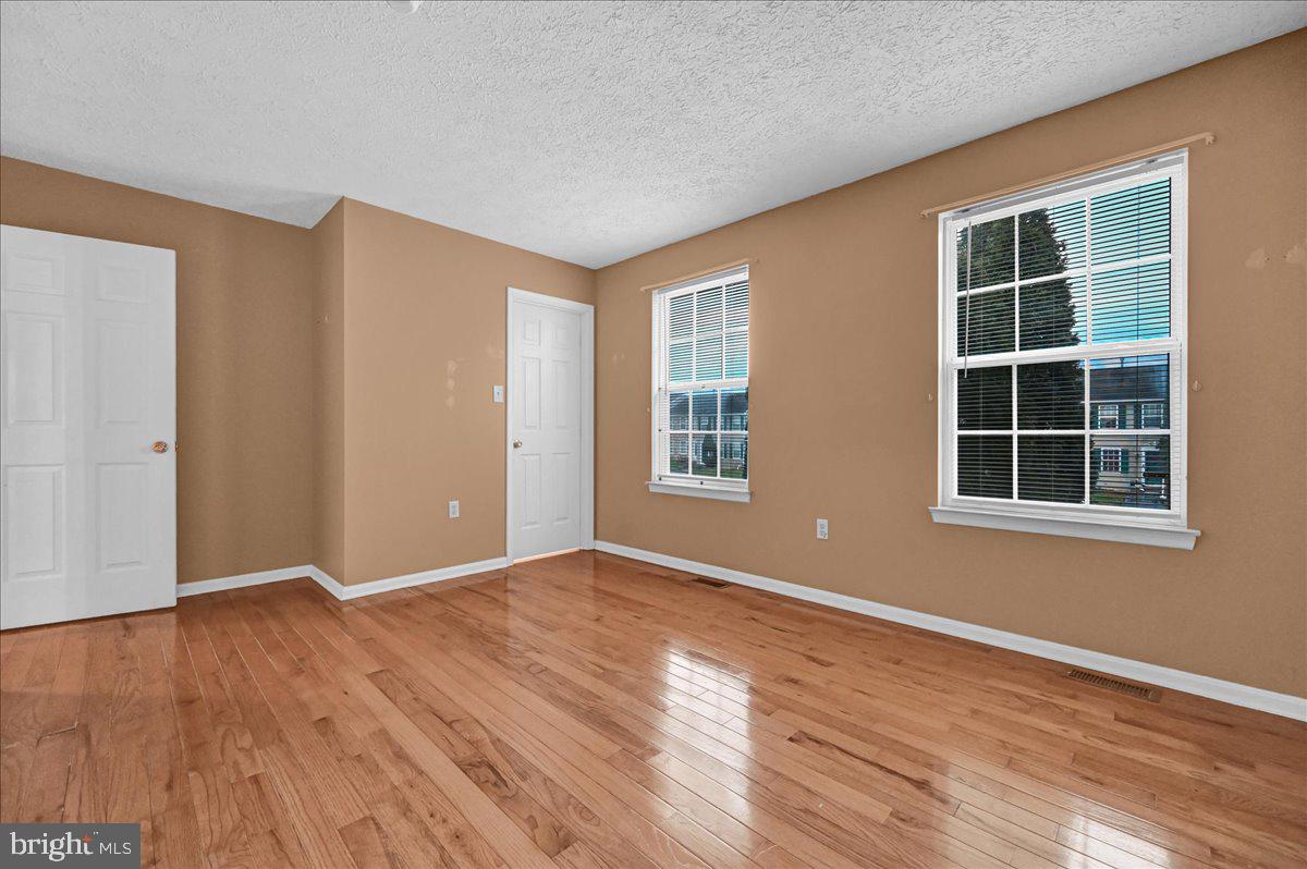 BUTTONWOOD CROSSING - Residential