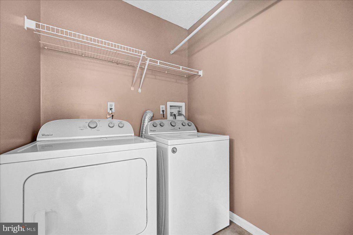 BUTTONWOOD CROSSING - Residential