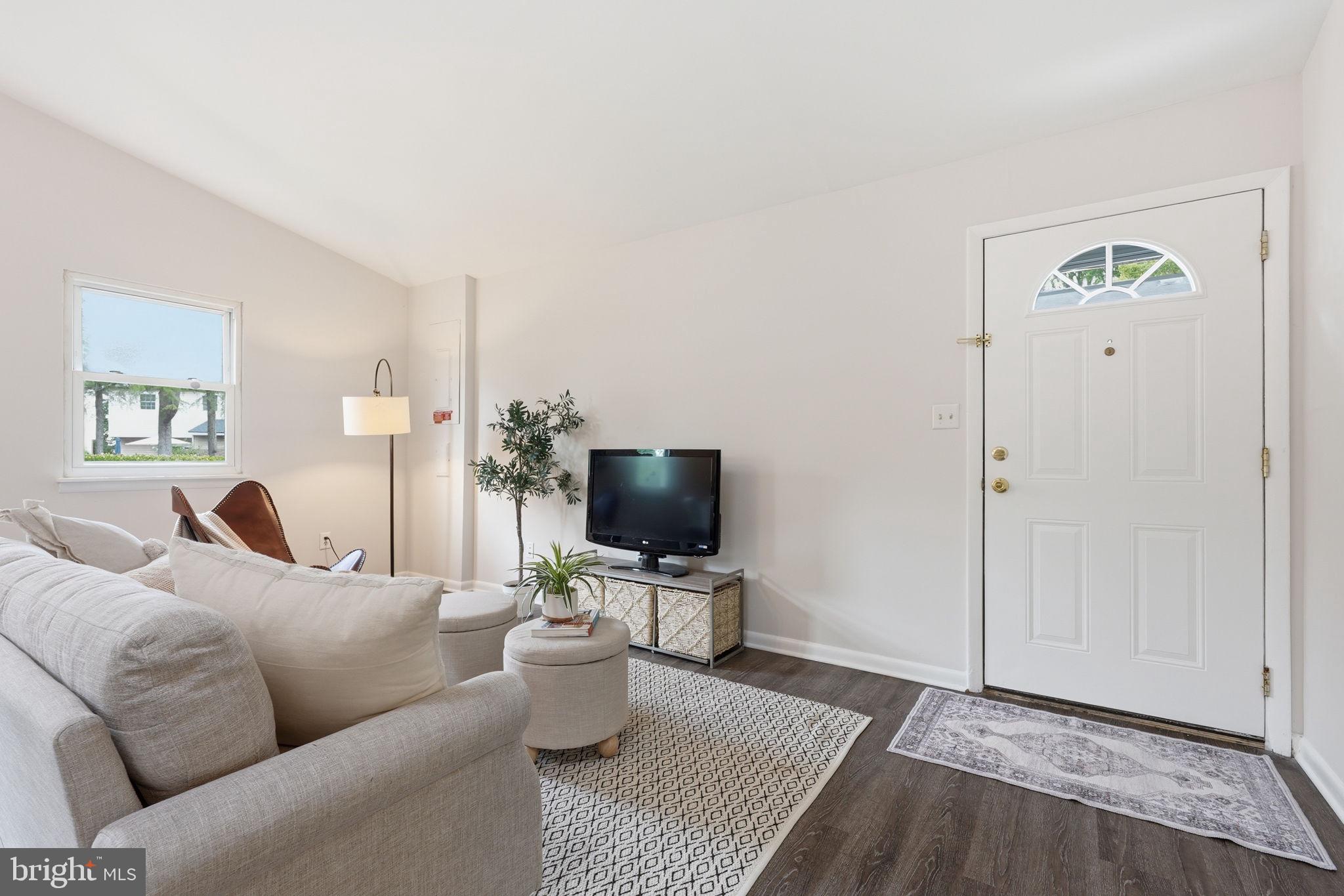 1132 TYLER AVENUE